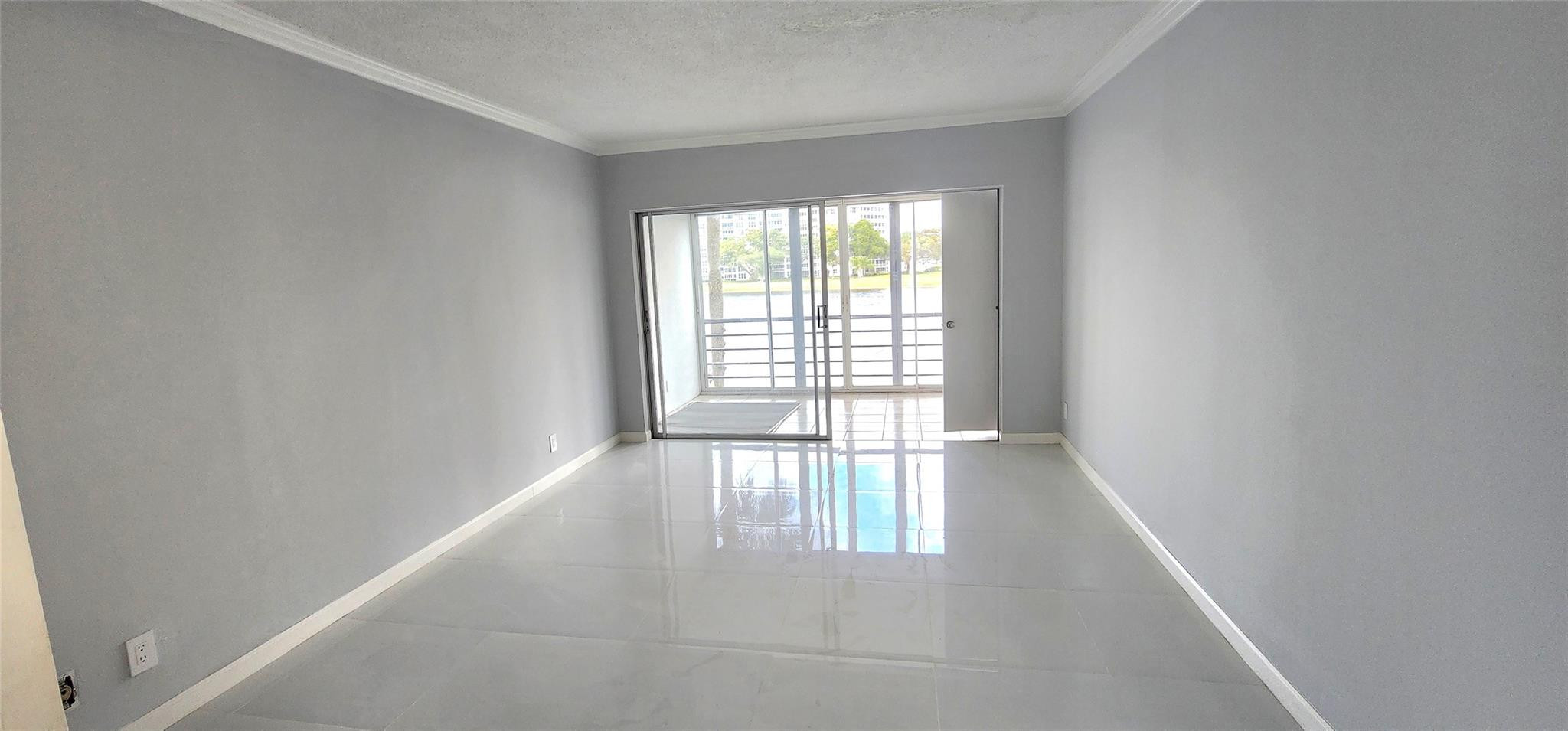 PALM AIRE COUNTRY CLUB - Residential