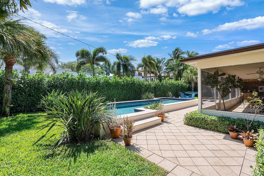 ELLAMAR - Residential