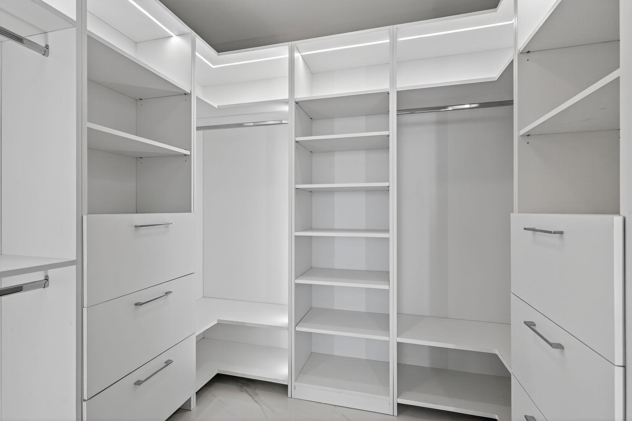 SHORELAWN - Residential Lease