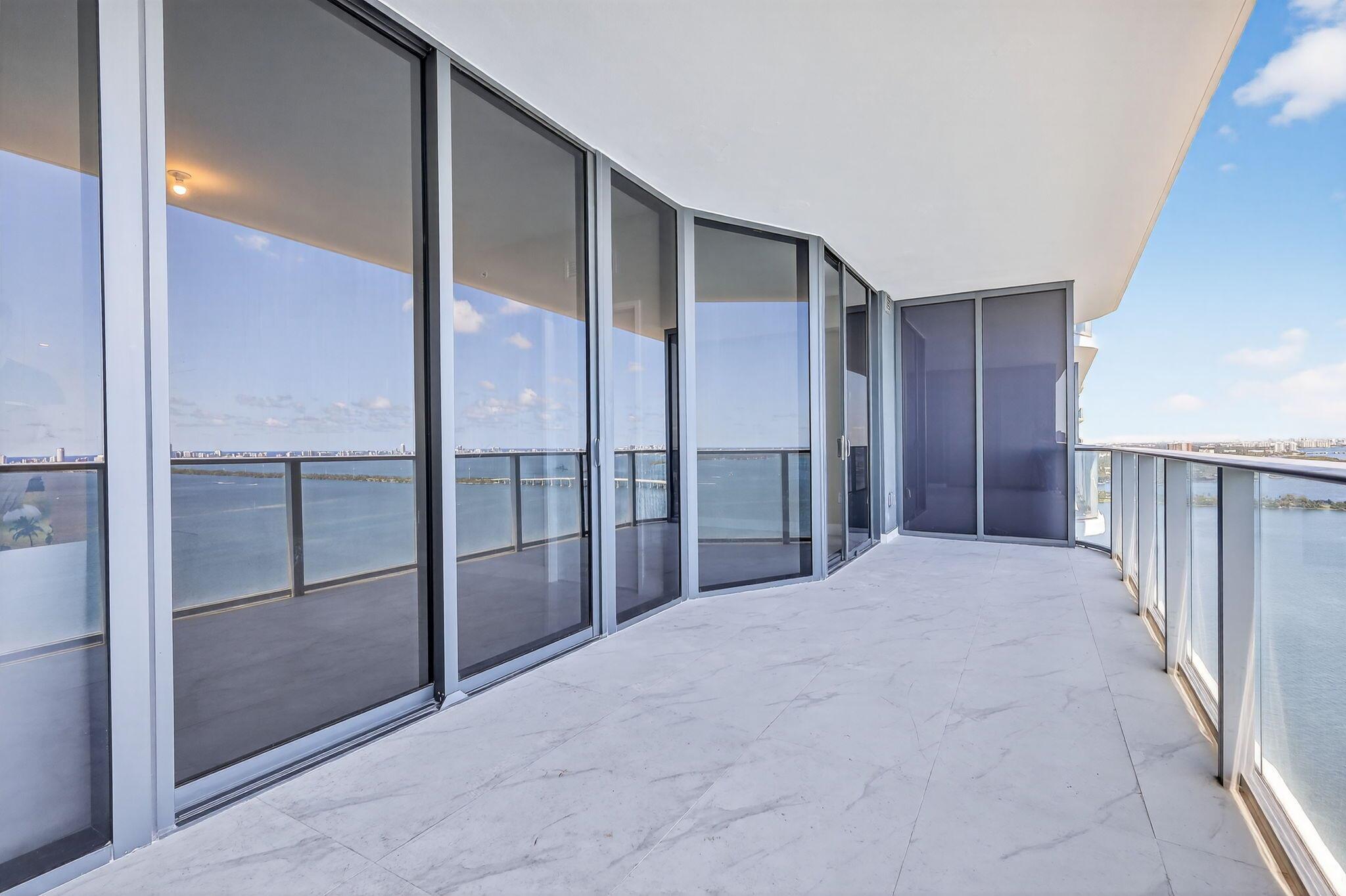 SHORELAWN - Residential Lease