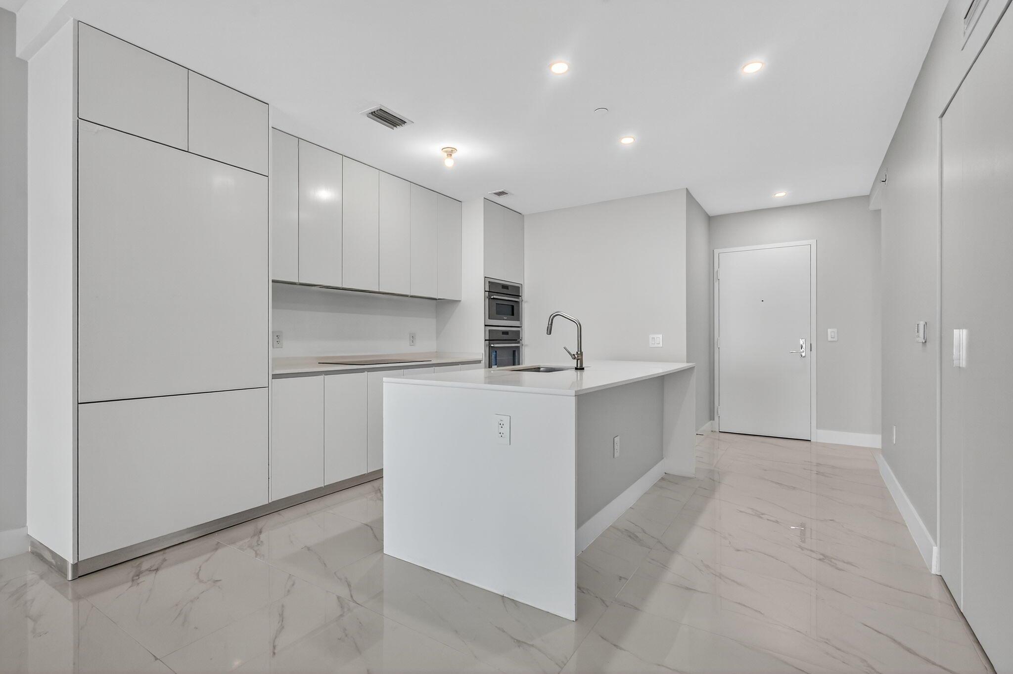 SHORELAWN - Residential Lease
