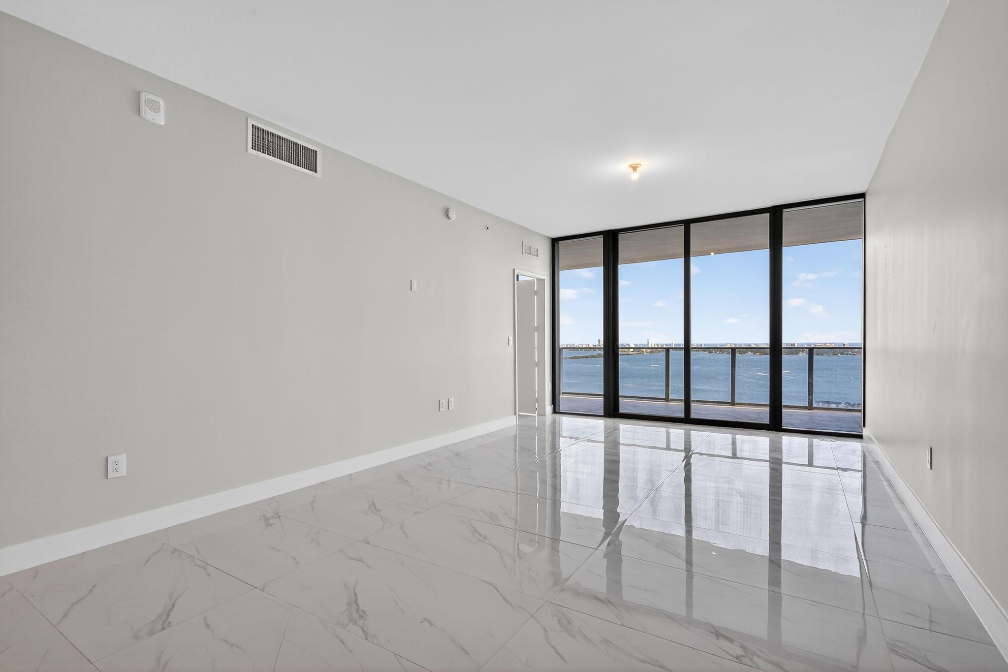 SHORELAWN - Residential Lease