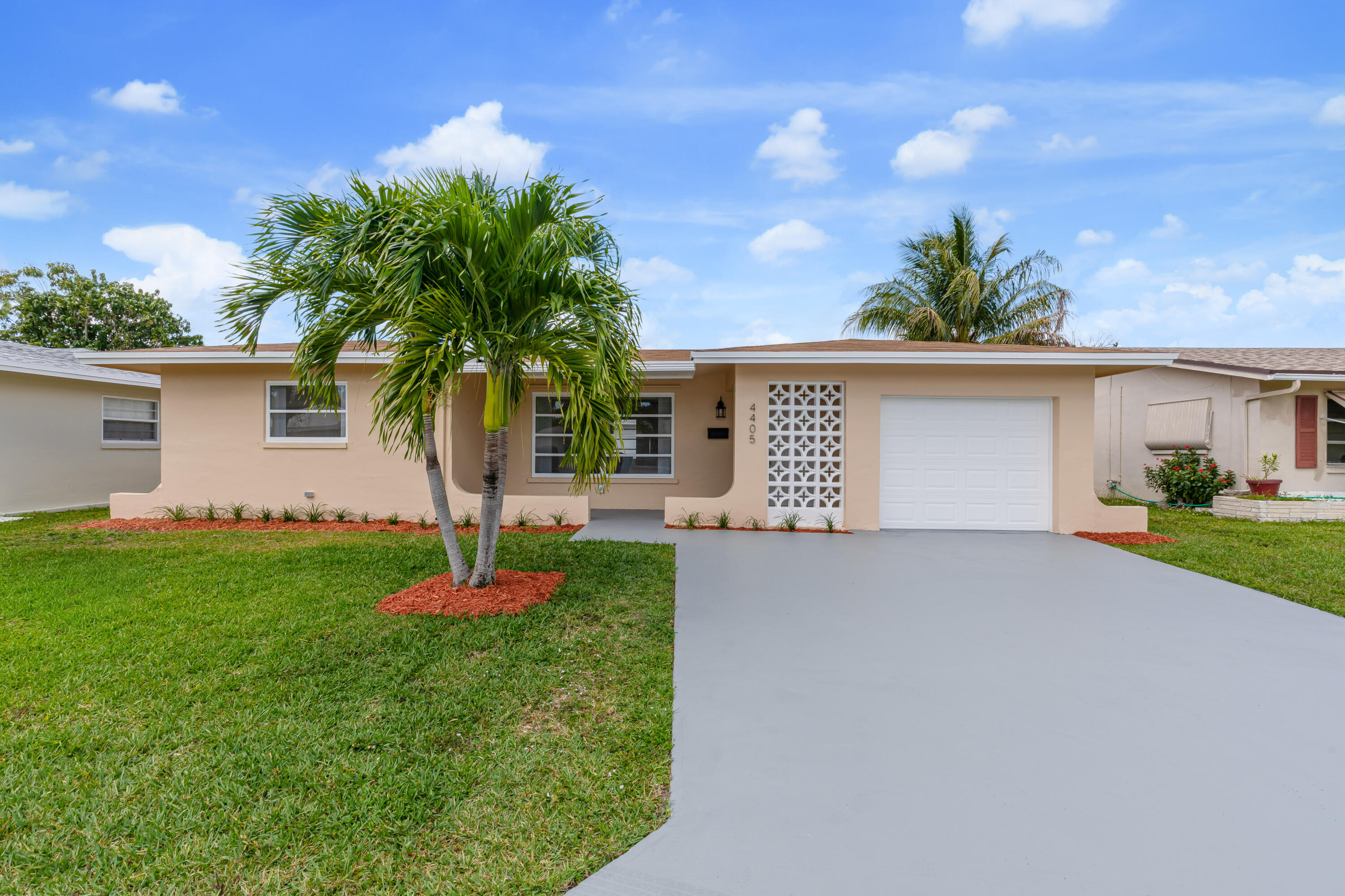 MAINLANDS OF TAMARAC LAKES - Residential