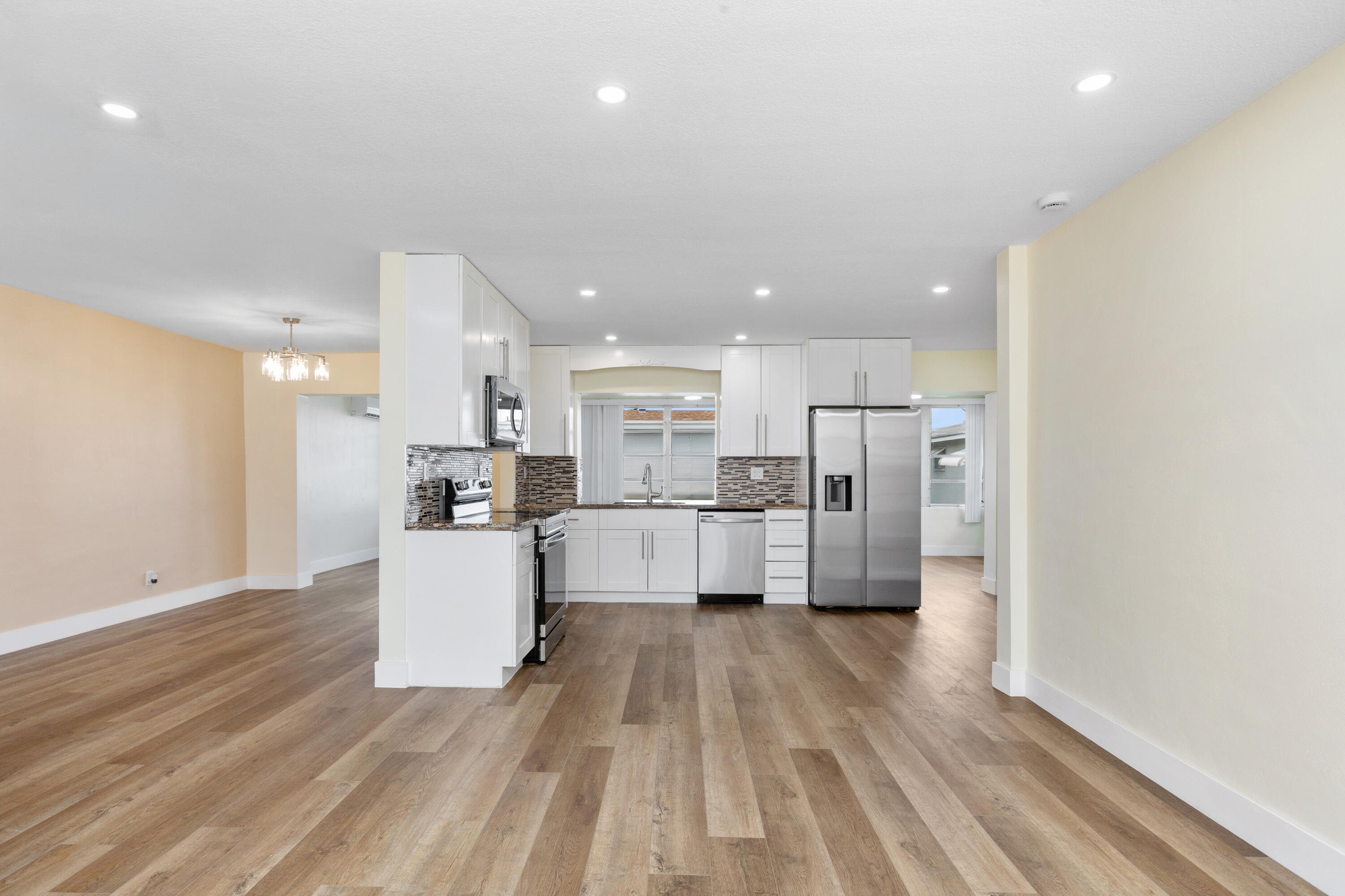 MAINLANDS OF TAMARAC LAKES - Residential