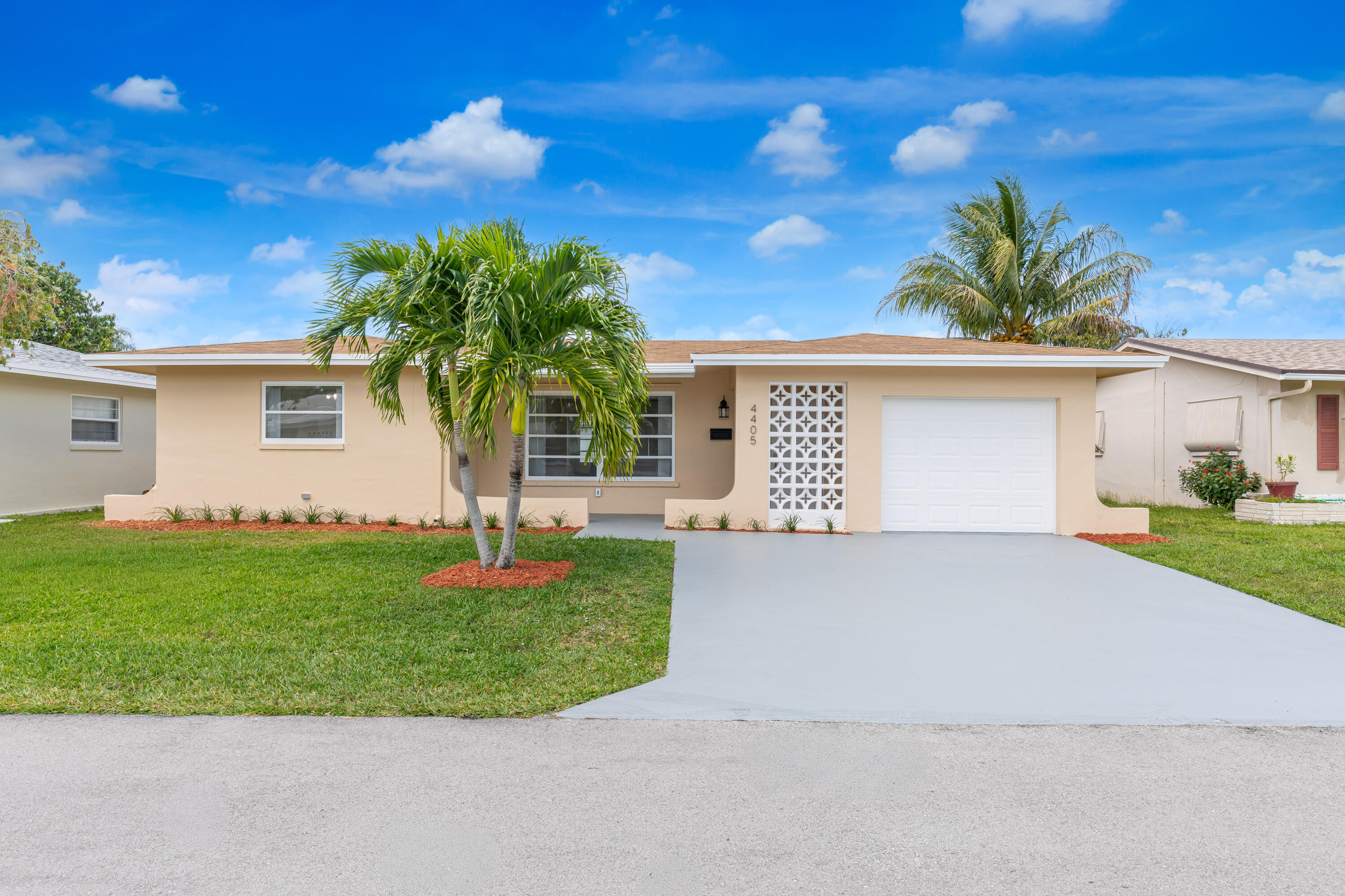 MAINLANDS OF TAMARAC LAKES - Residential