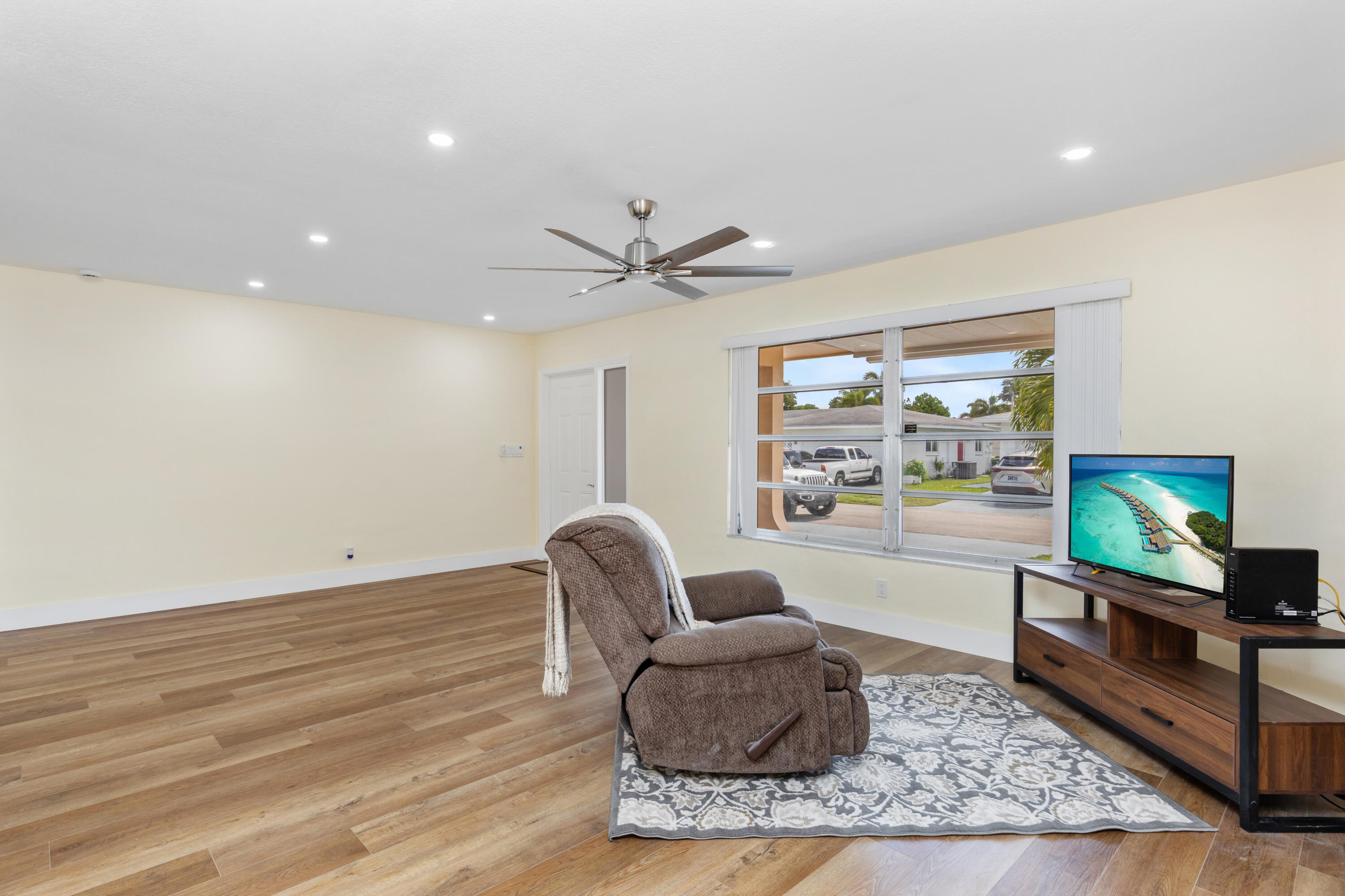 MAINLANDS OF TAMARAC LAKES - Residential