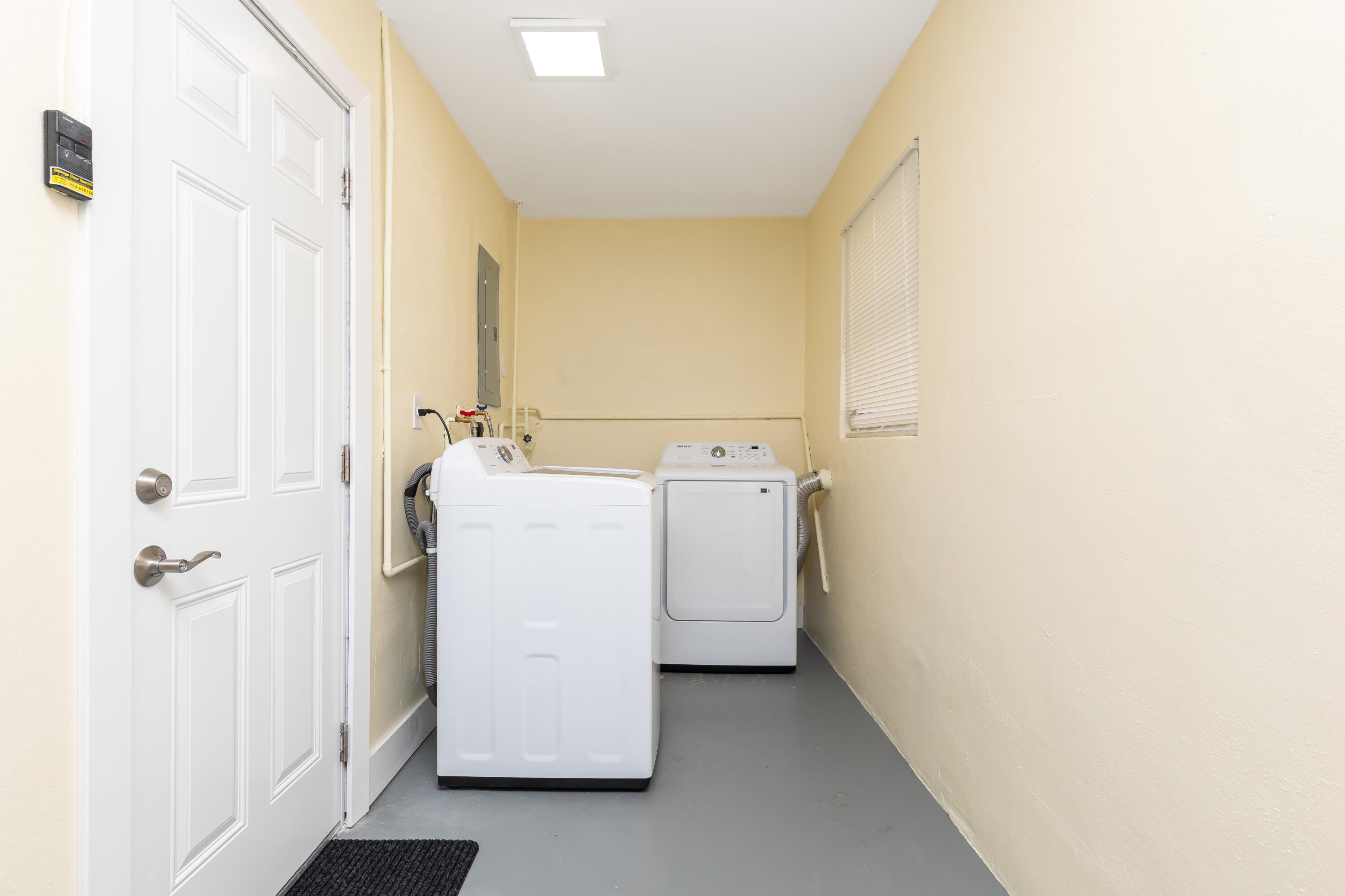 MAINLANDS OF TAMARAC LAKES - Residential