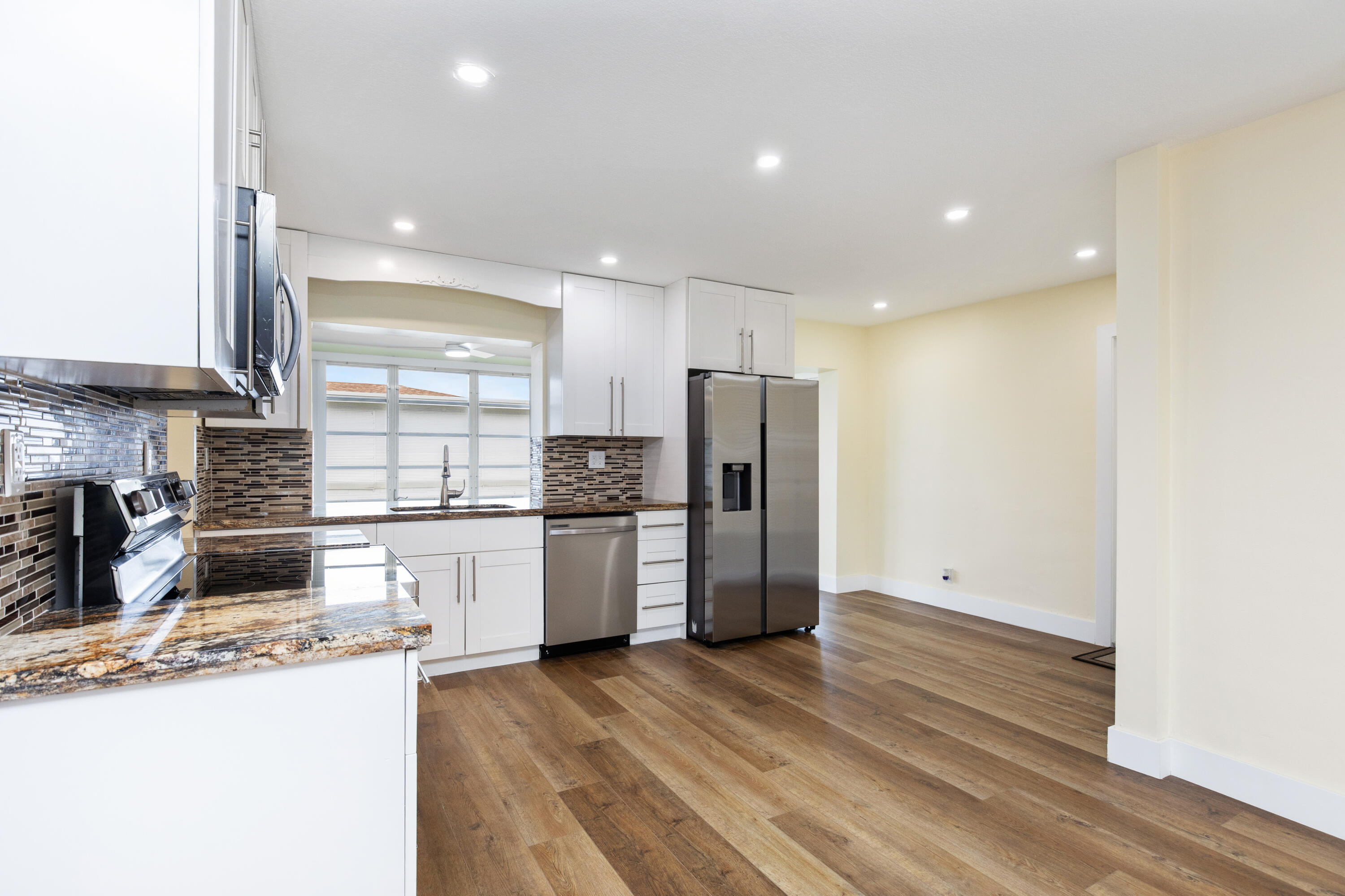 MAINLANDS OF TAMARAC LAKES - Residential