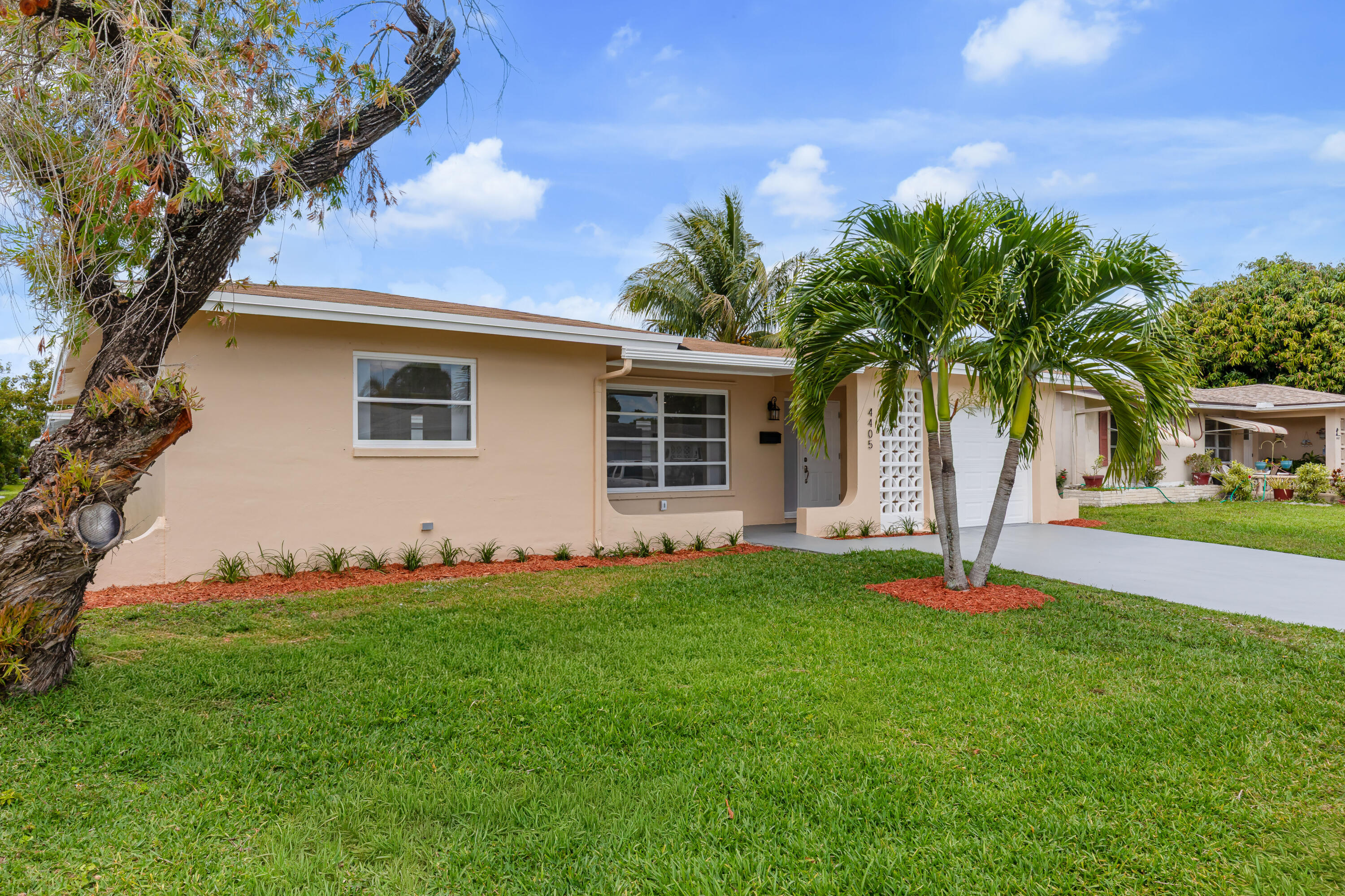 MAINLANDS OF TAMARAC LAKES - Residential