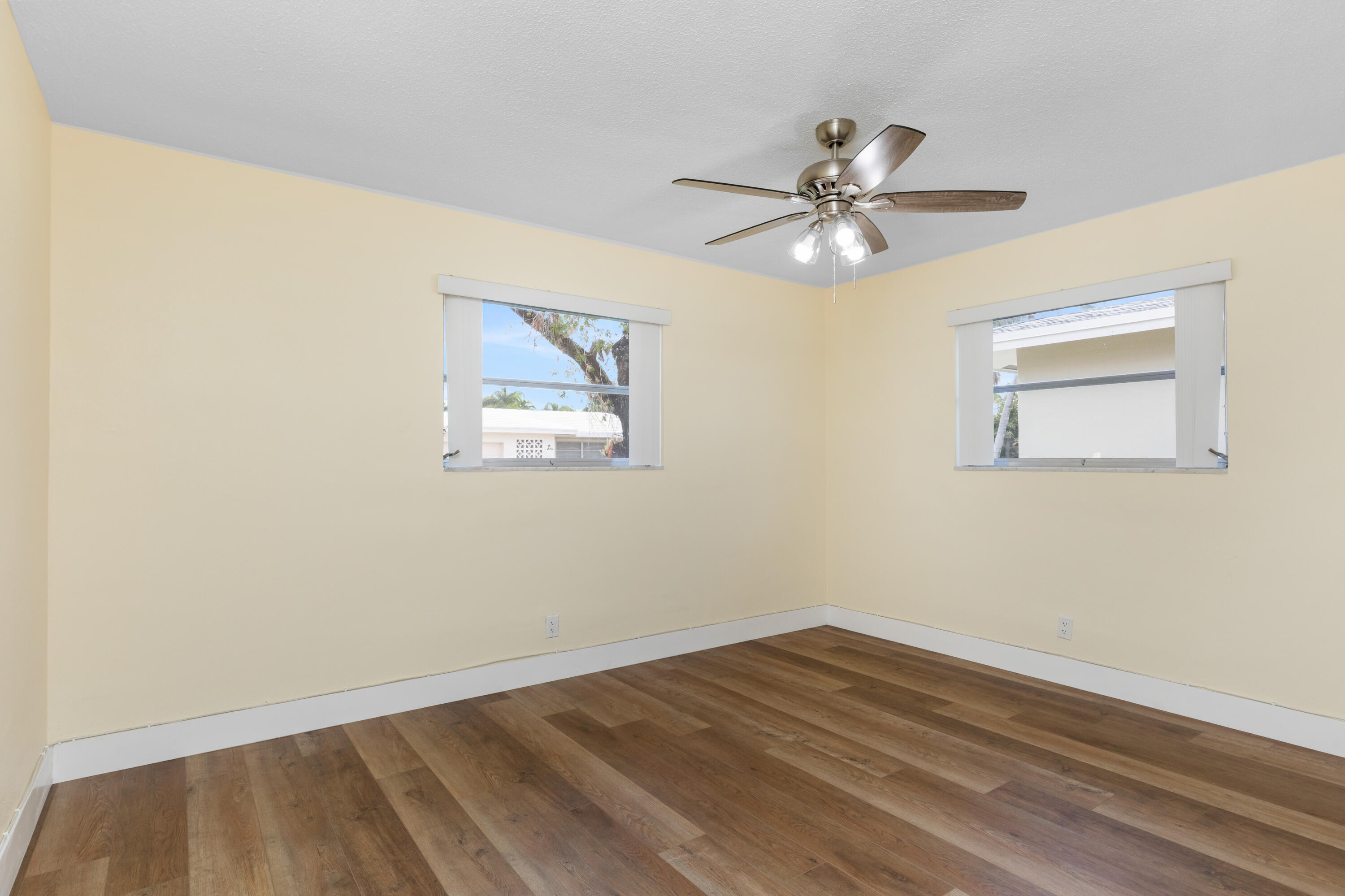 MAINLANDS OF TAMARAC LAKES - Residential