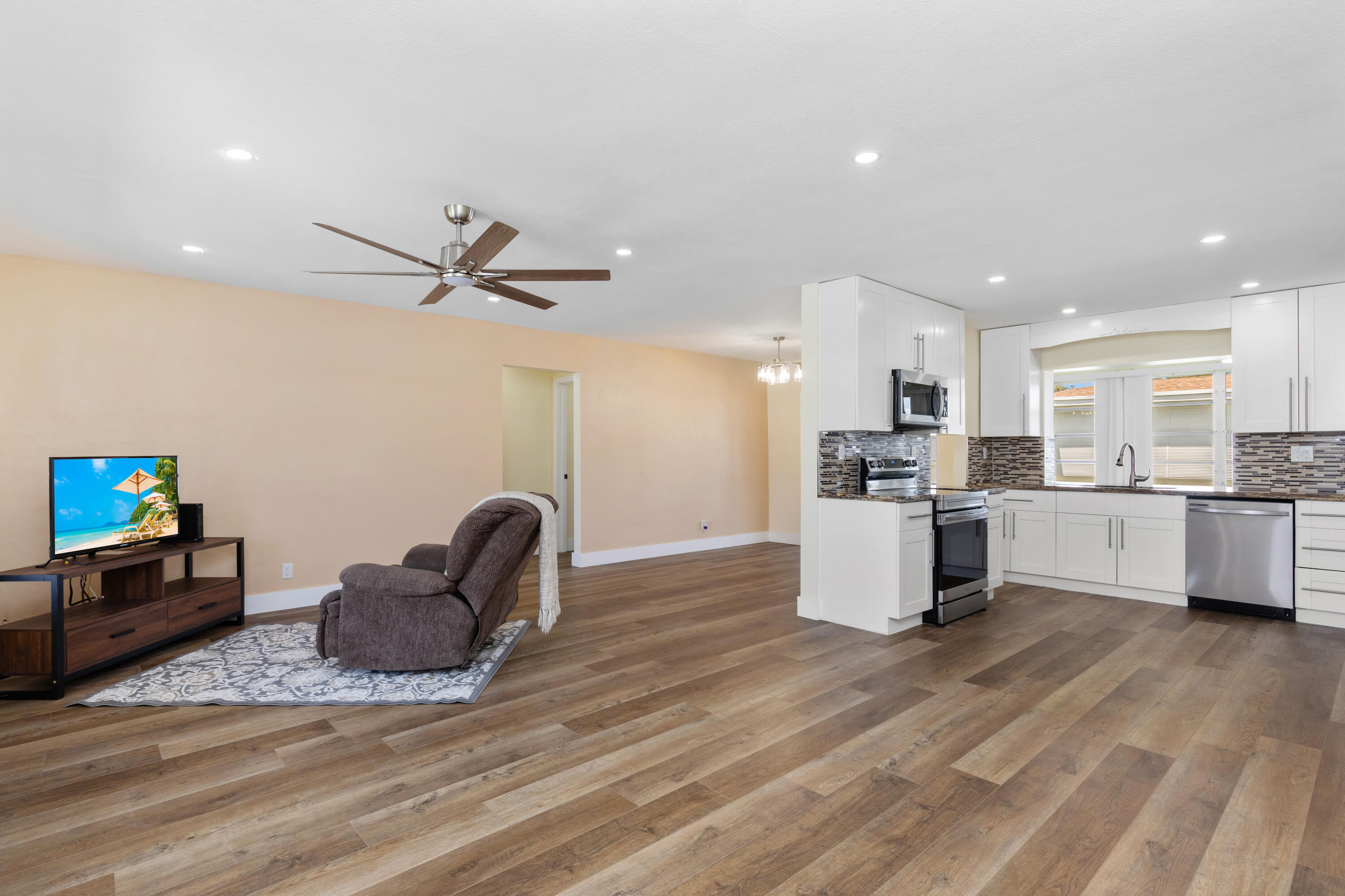 MAINLANDS OF TAMARAC LAKES - Residential