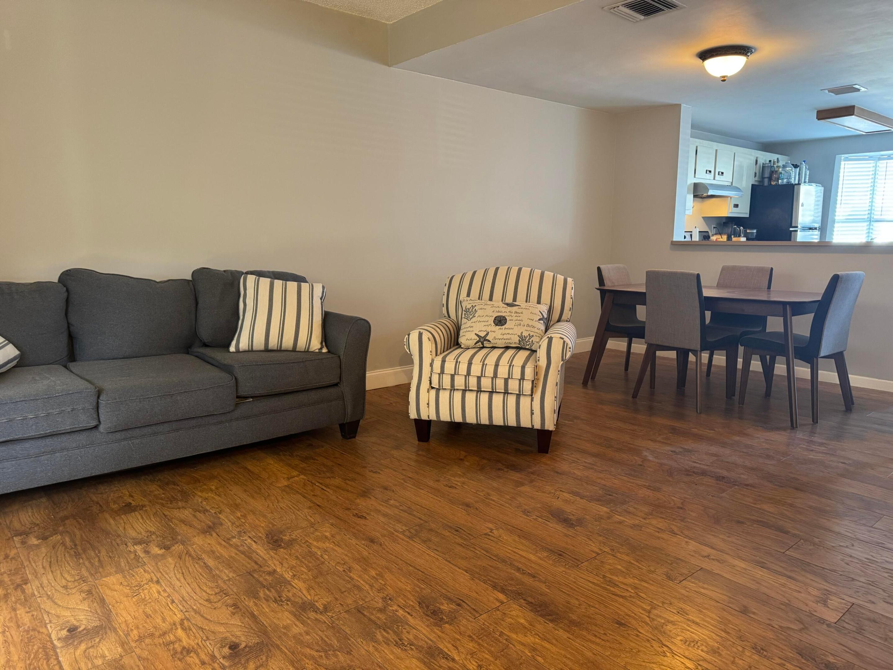 Edge water townhomes - Residential