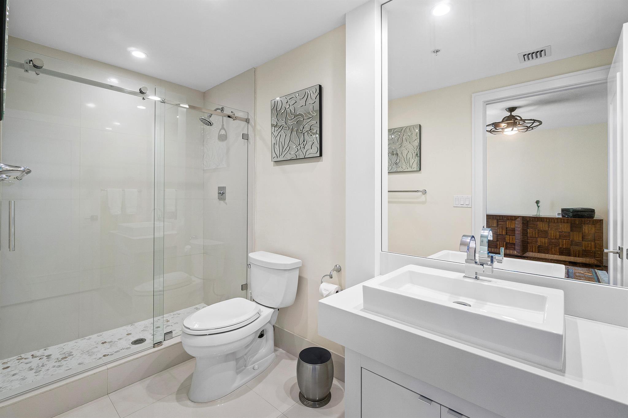 DOLCE VITA CONDO - Residential