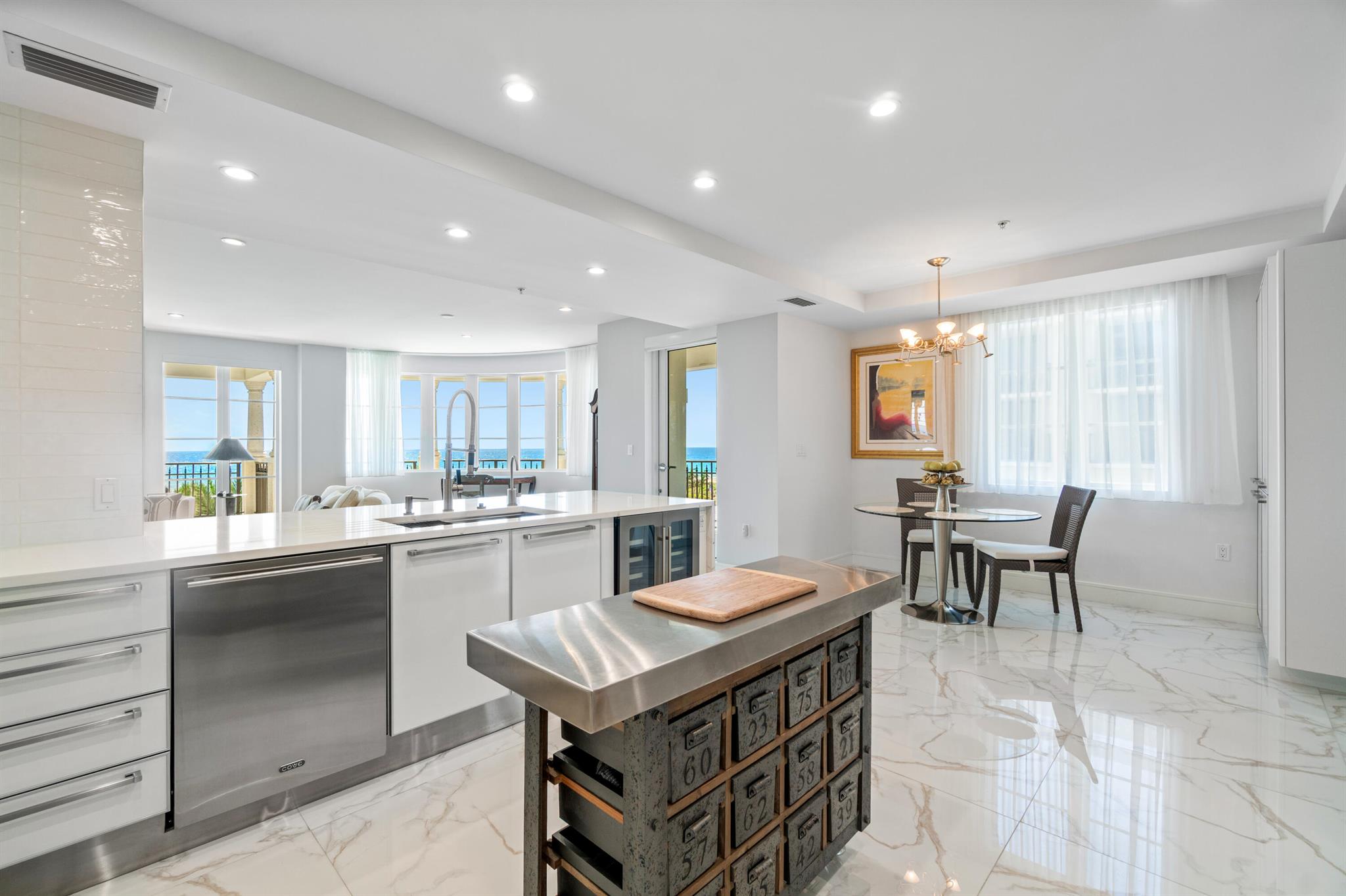 DOLCE VITA CONDO - Residential