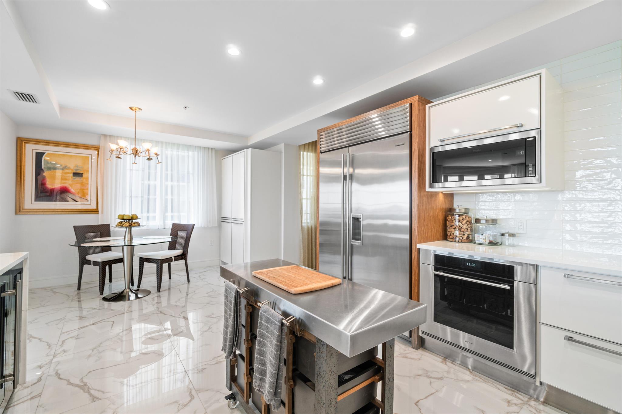 DOLCE VITA CONDO - Residential