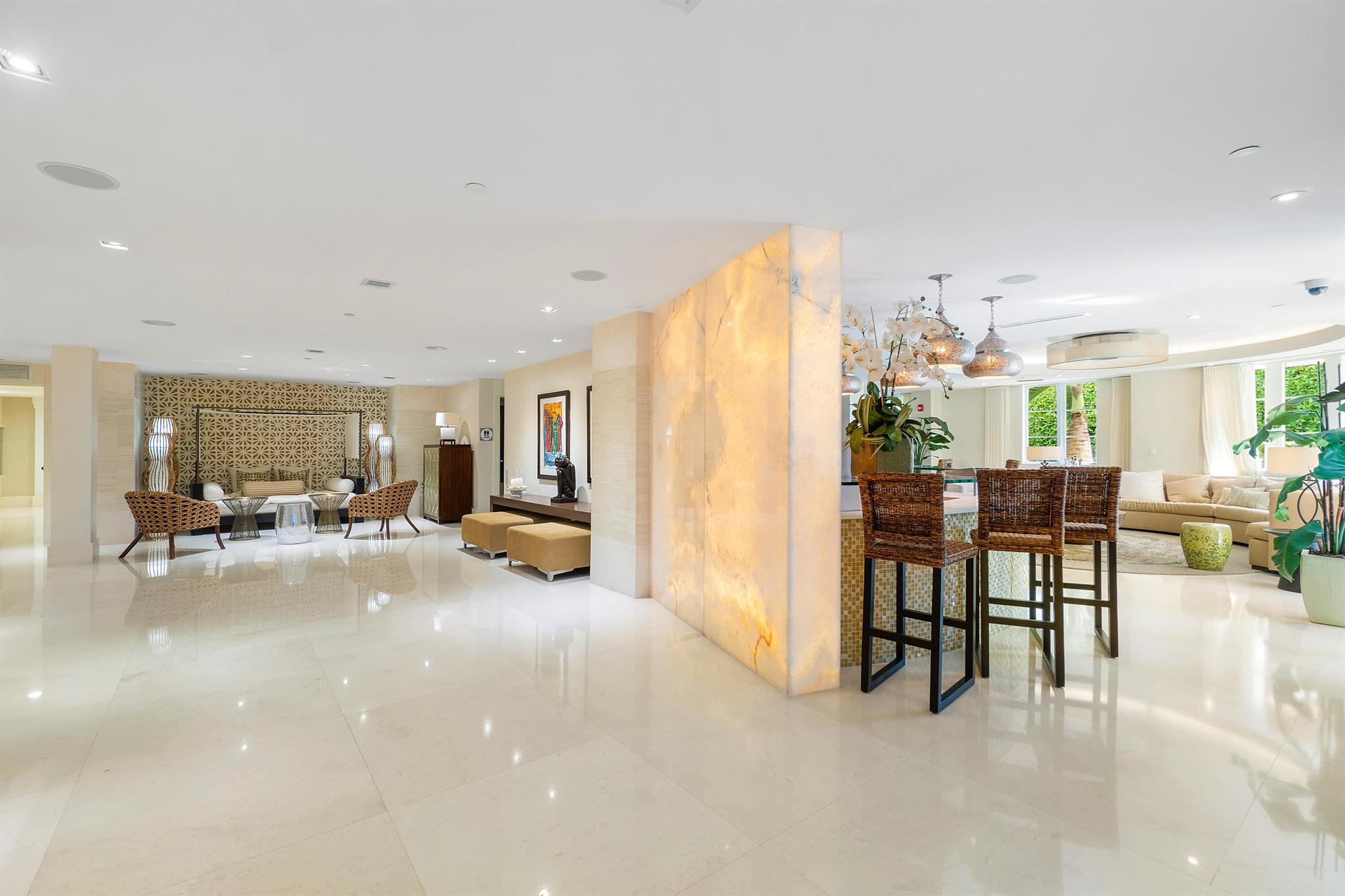 DOLCE VITA CONDO - Residential