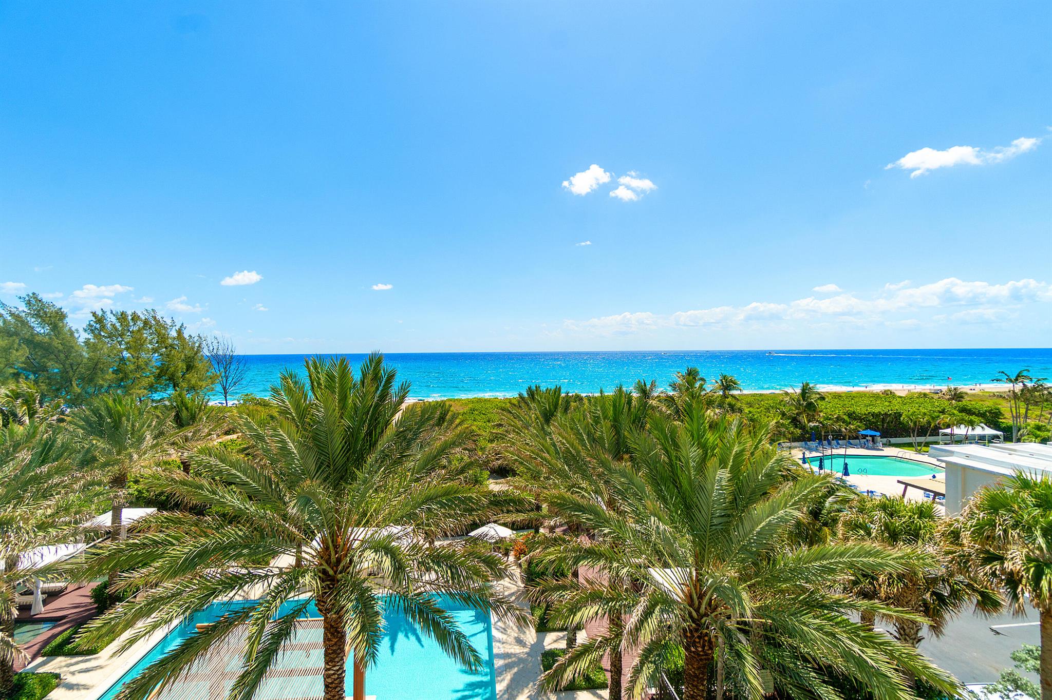 DOLCE VITA CONDO - Residential