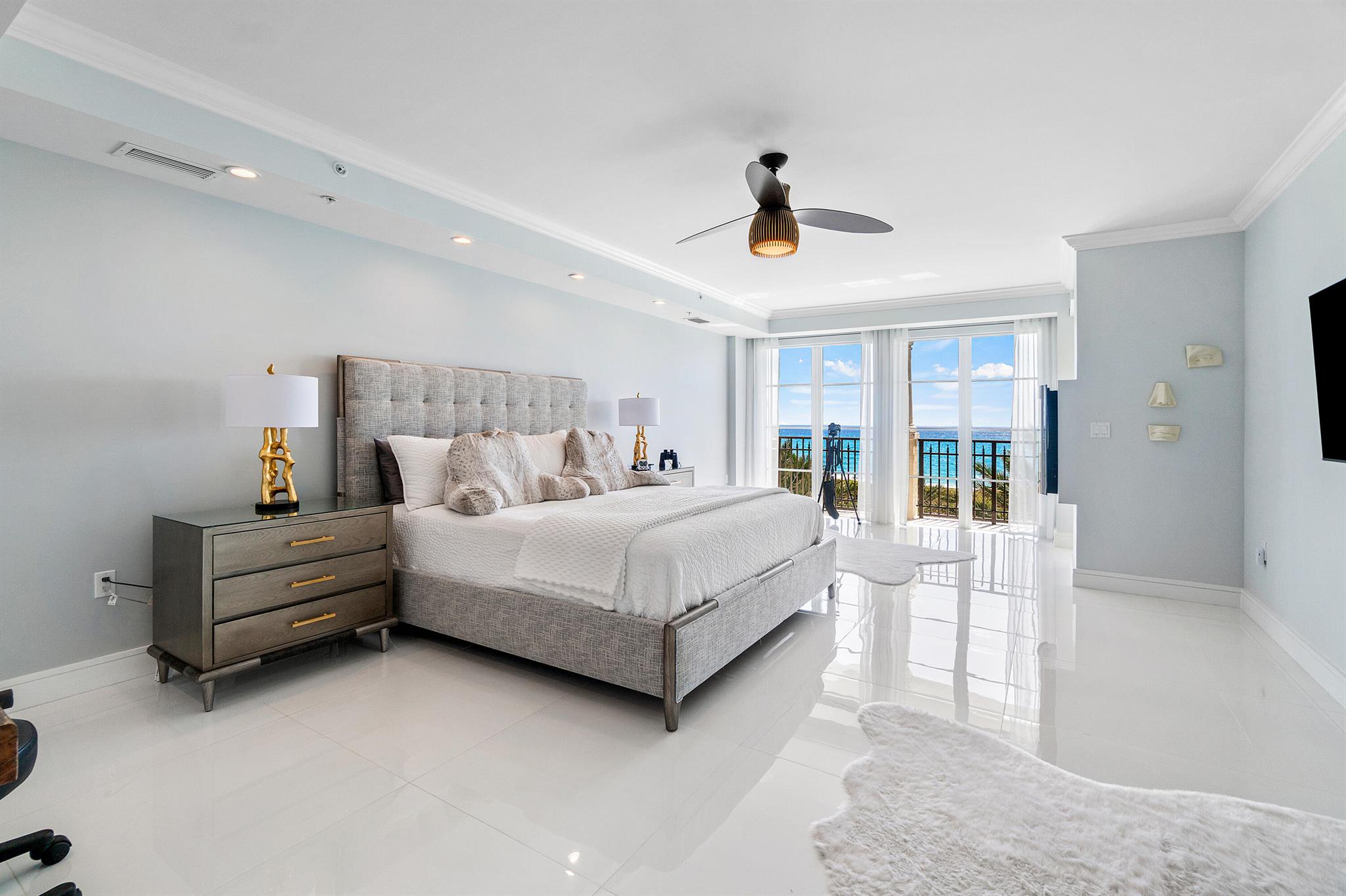 DOLCE VITA CONDO - Residential