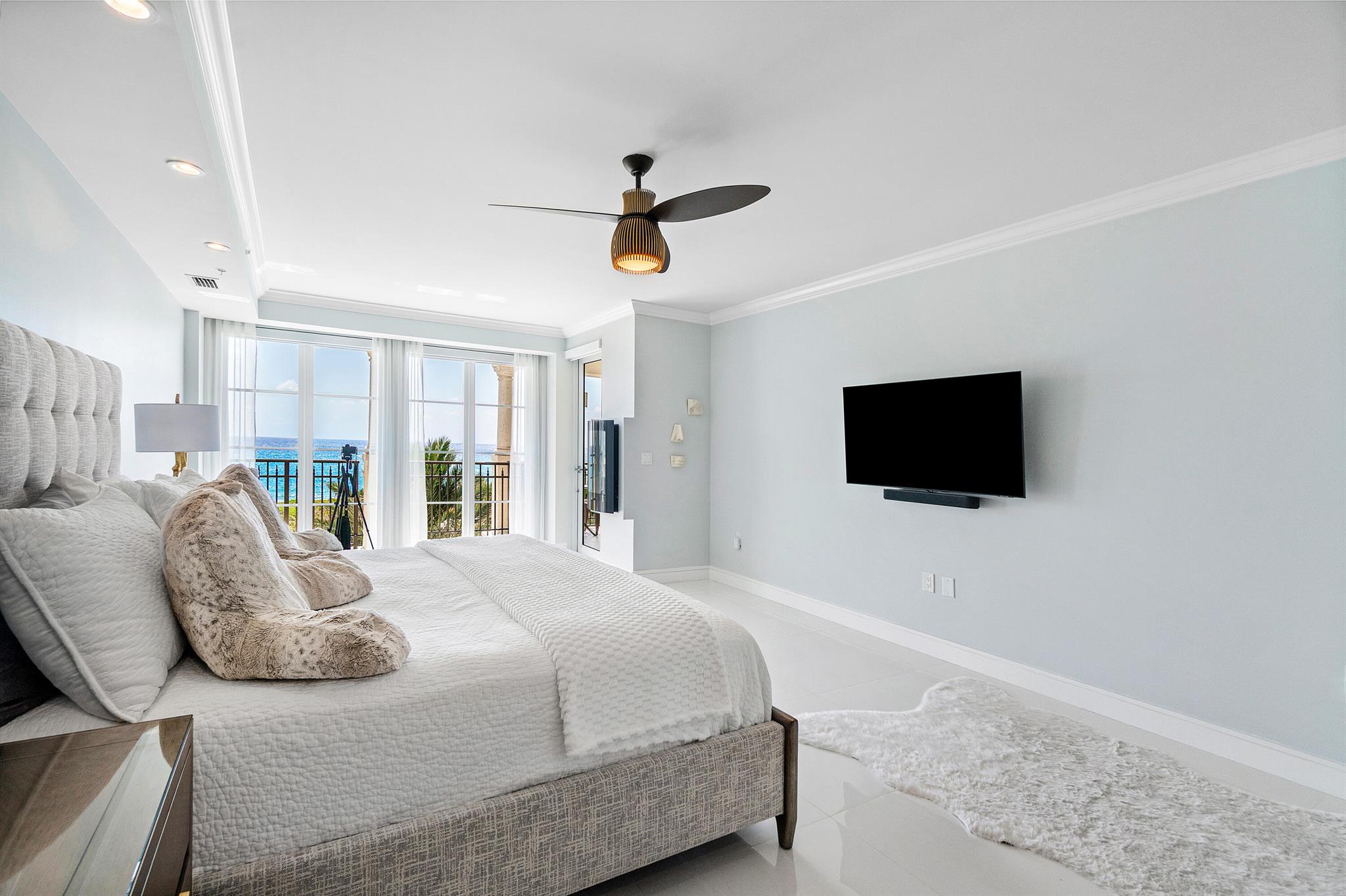 DOLCE VITA CONDO - Residential