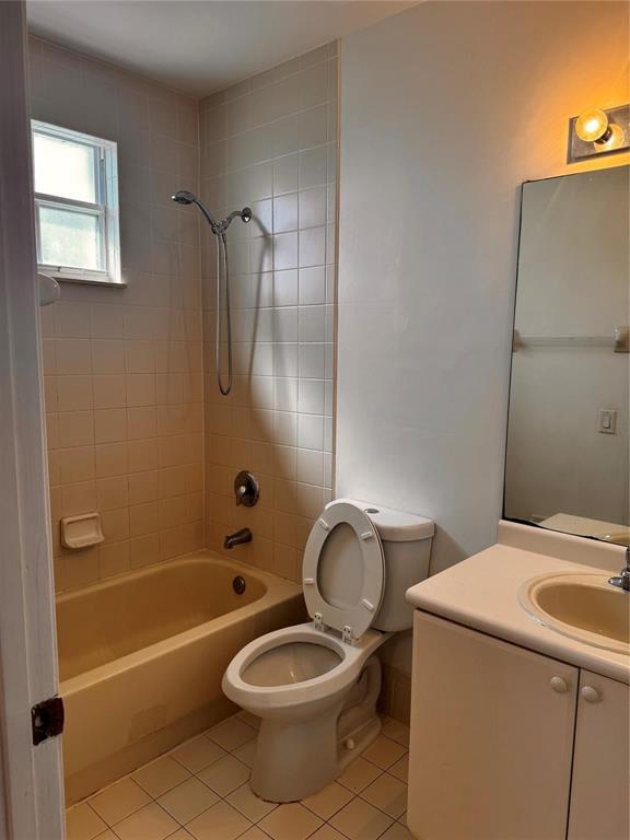 VILLAS AT NAUTICA THREE CONDO - Residential Lease