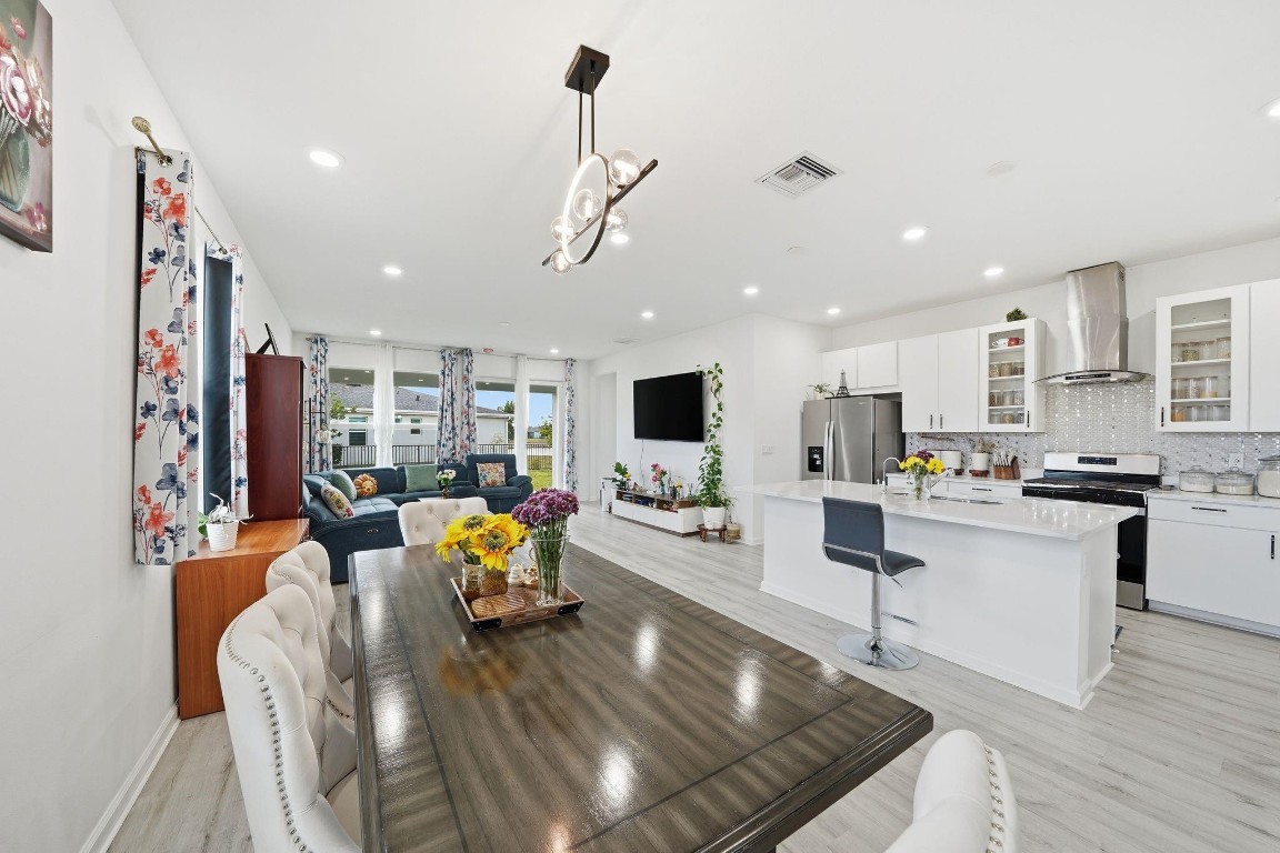 EMERY II - Residential