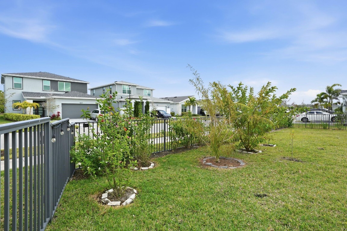 EMERY II - Residential