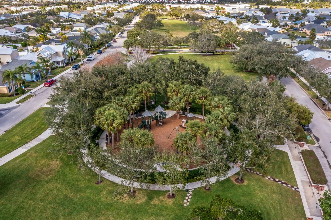 EMERY II - Residential