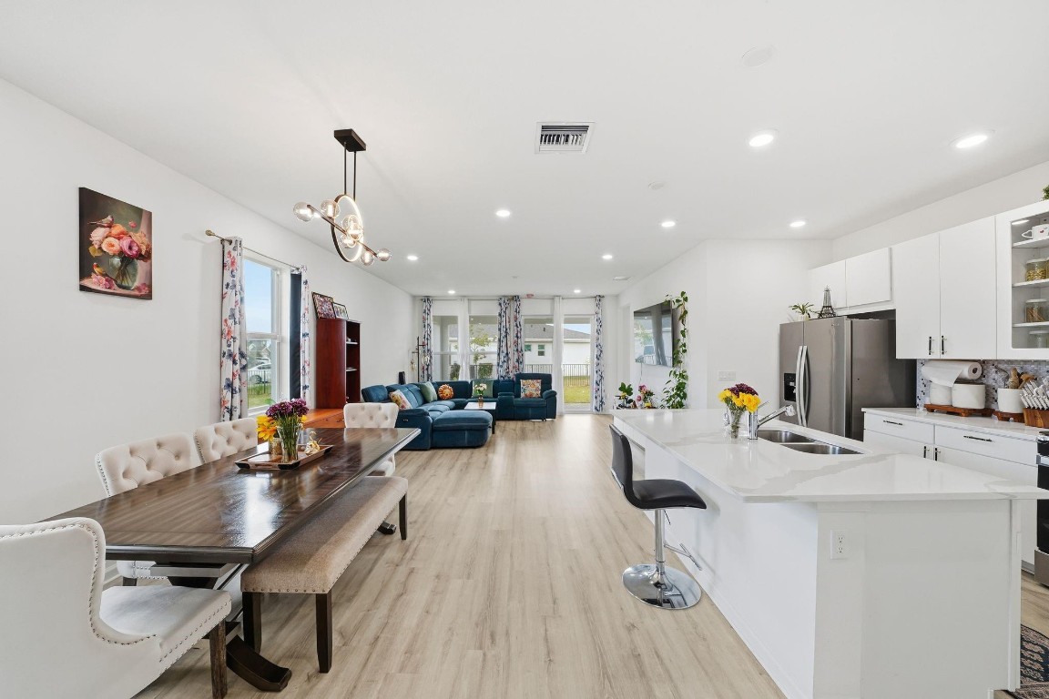 EMERY II - Residential