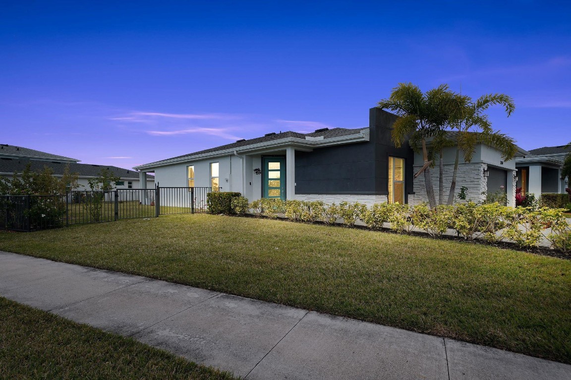 EMERY II - Residential