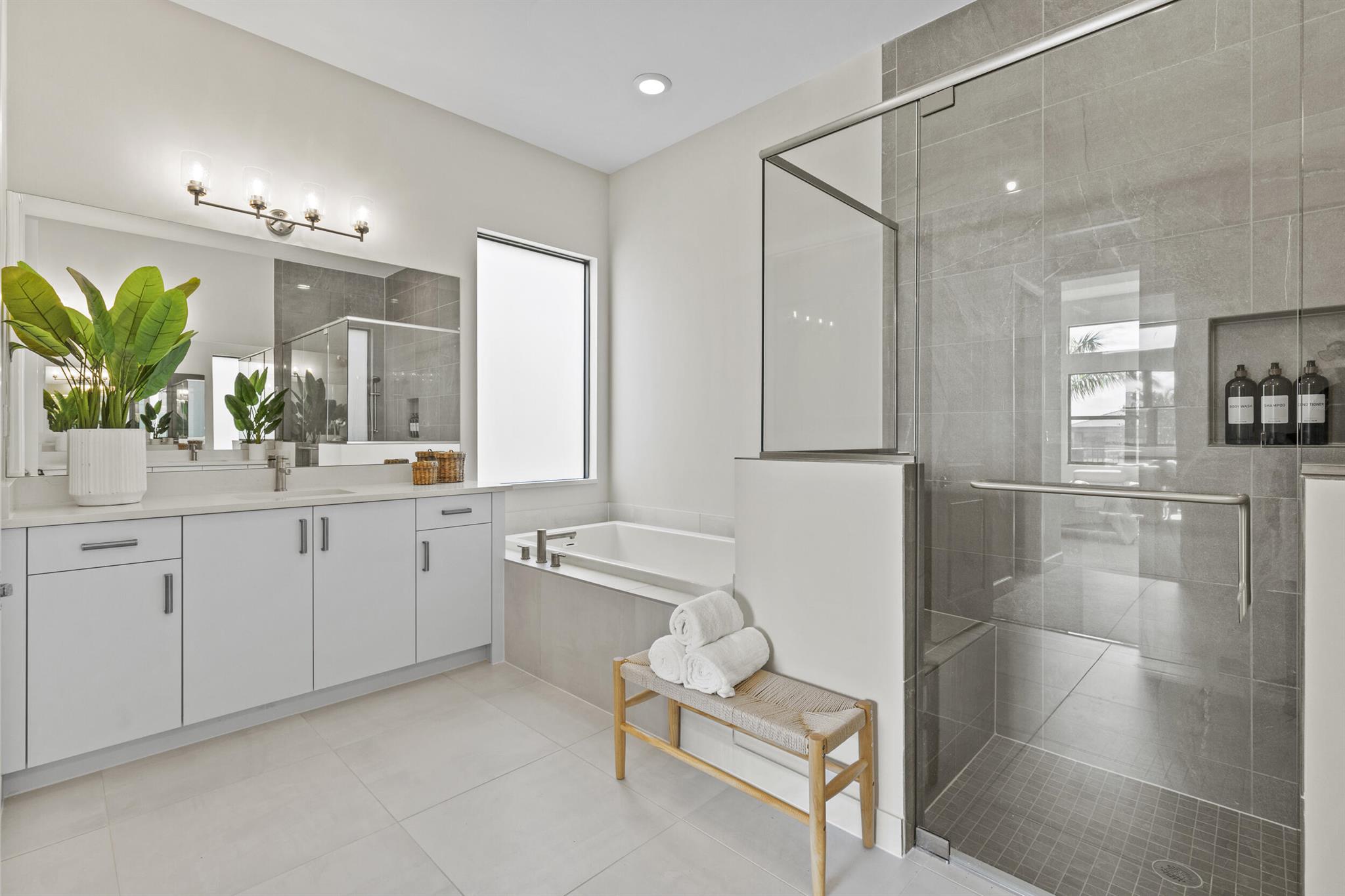 Valencia Grand - Residential
