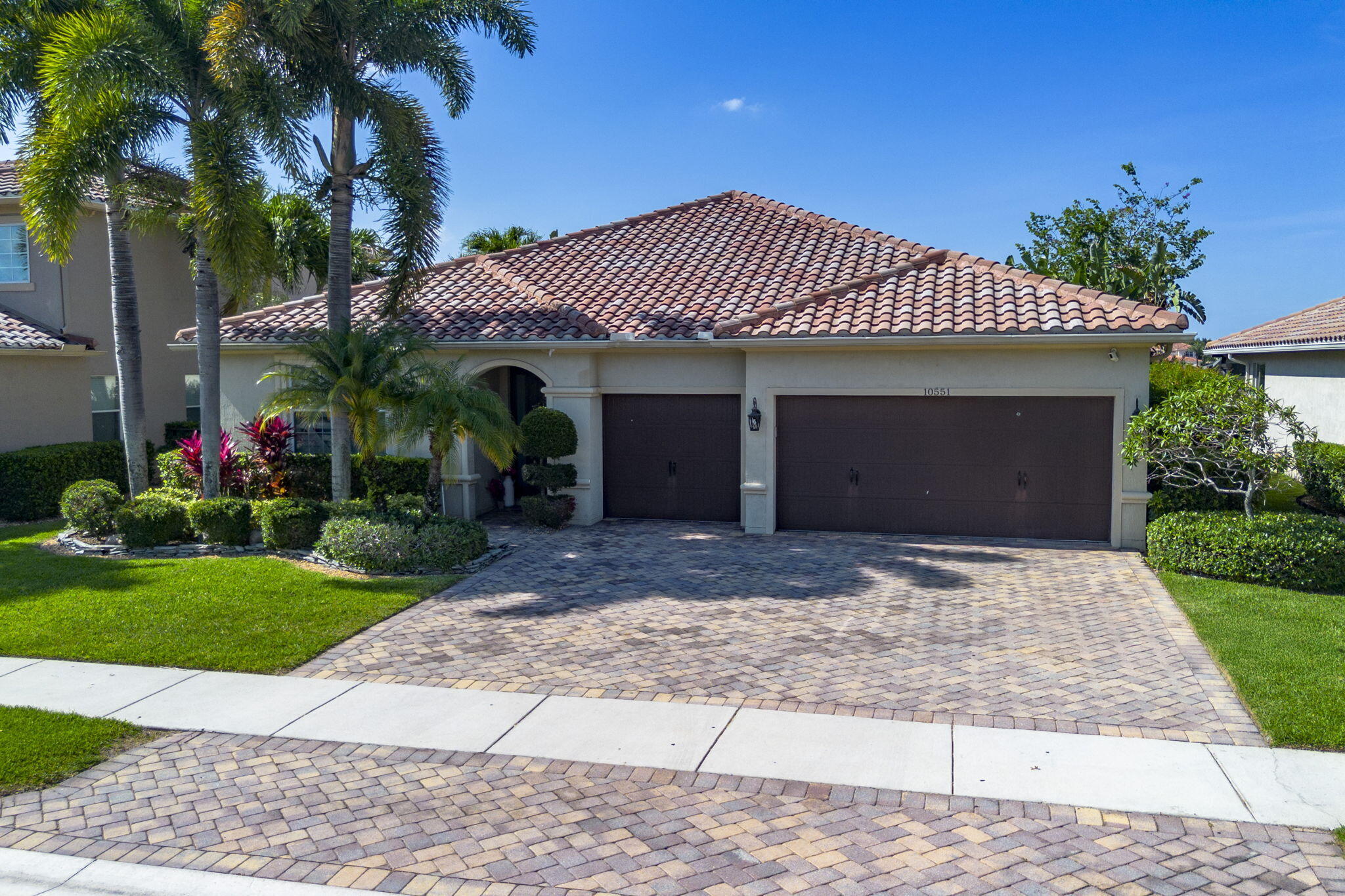 OAKMONT ESTATES - Residential
