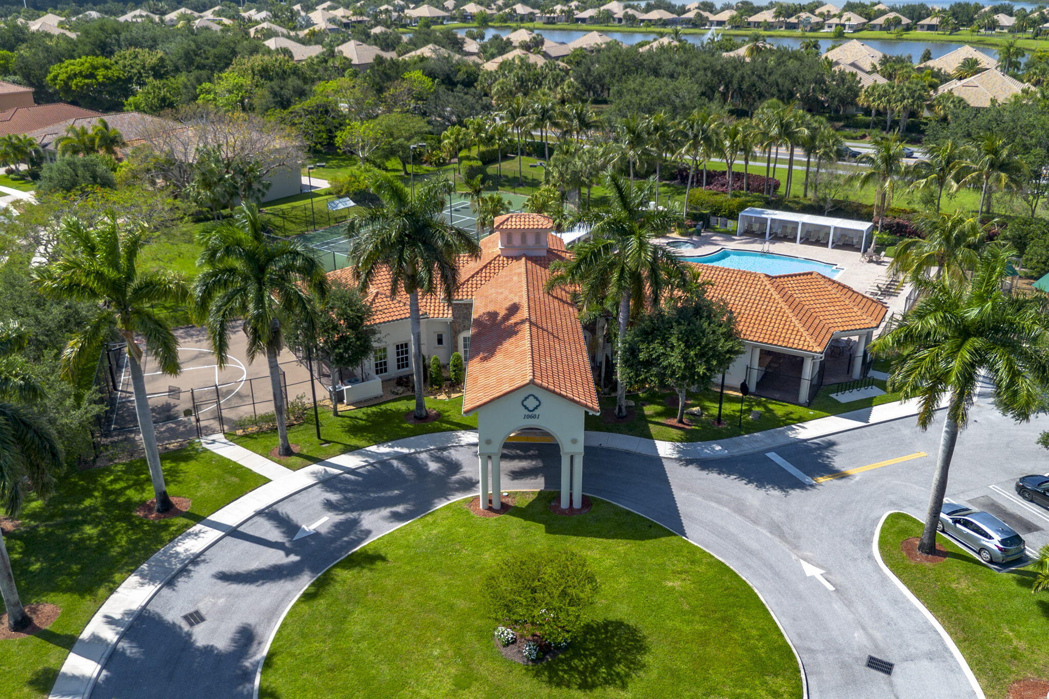 OAKMONT ESTATES - Residential