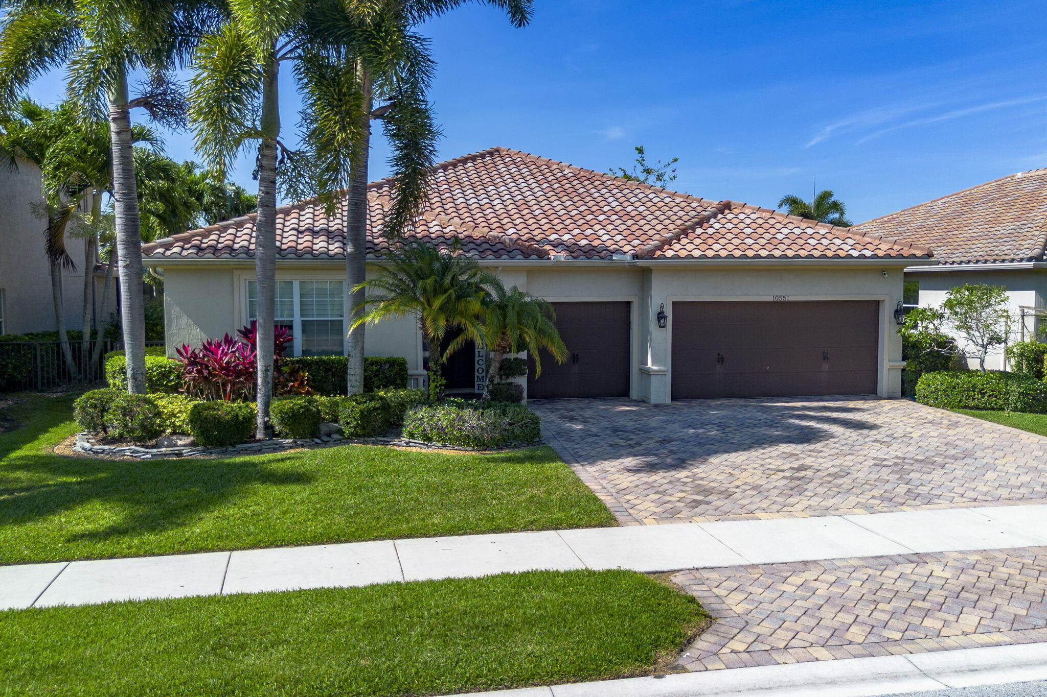 OAKMONT ESTATES - Residential