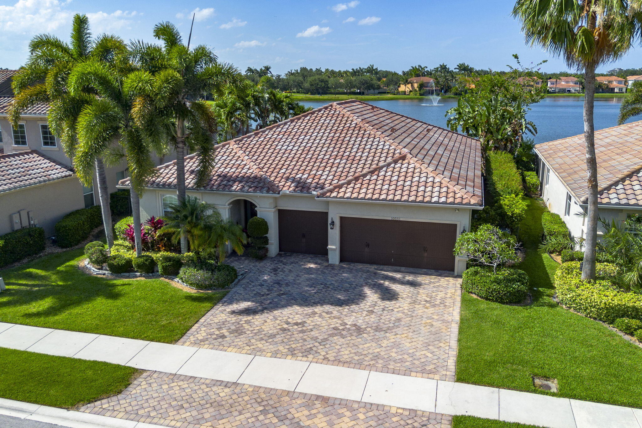 OAKMONT ESTATES - Residential