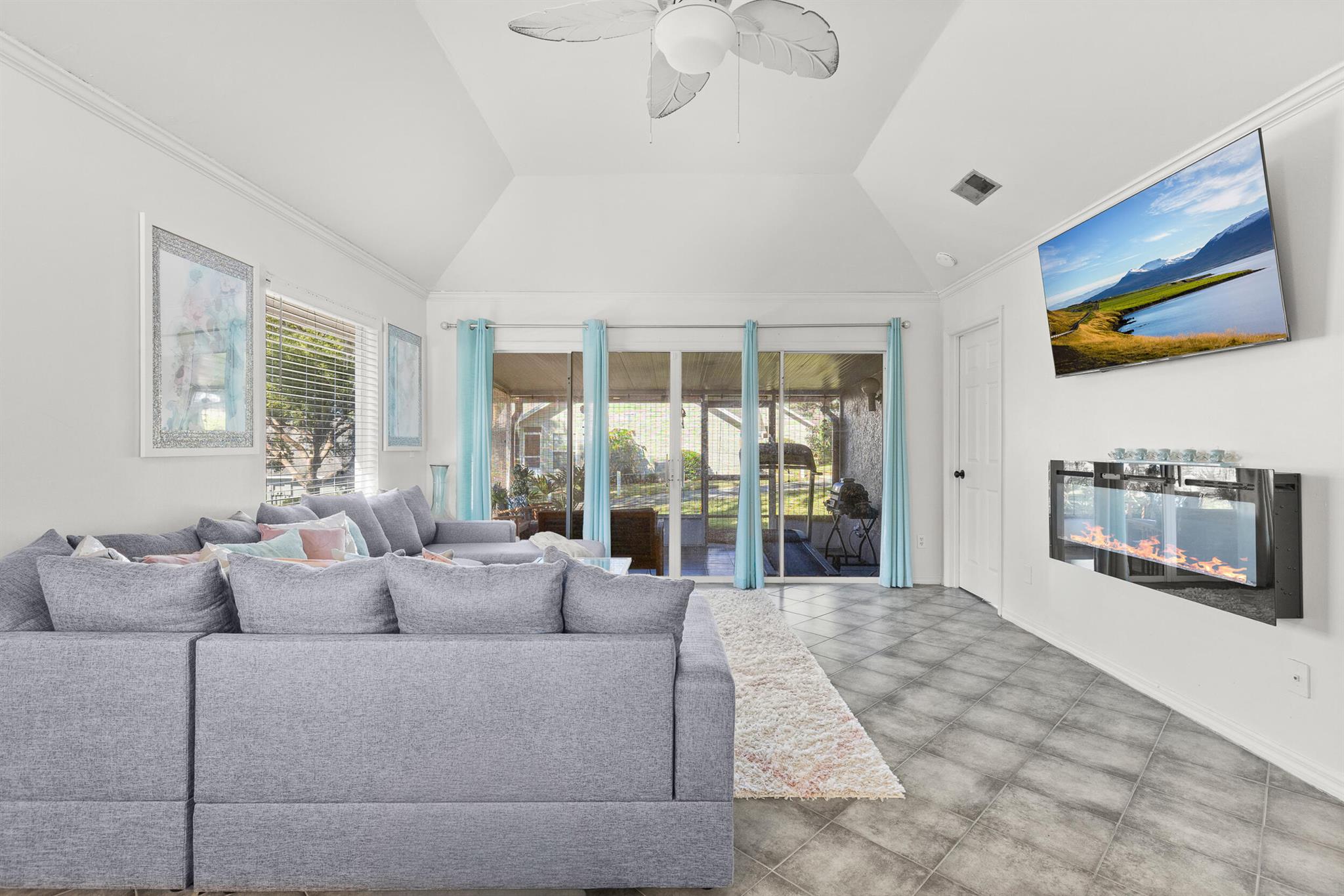 ERROL CLUB VILLAS CONDO 2 - Residential