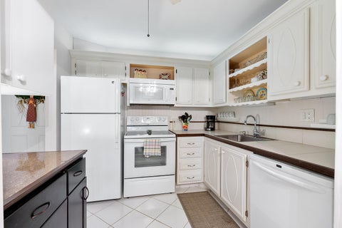 Tiny photo for 5661 SW 2nd Court #201, Margate, FL 33068 (MLS # B26065770)
