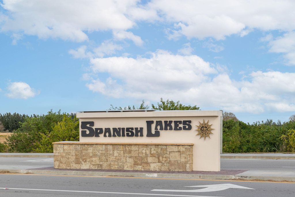 Photo of 6742 Alemendra, Fort Pierce, FL 34951 (MLS # R10941392)