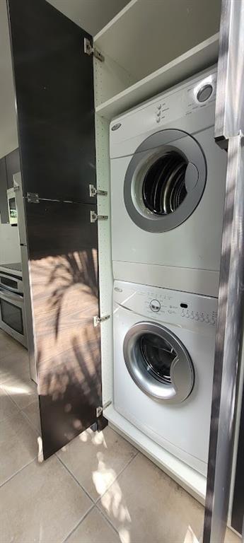 LINCOLN PARK FIFTH ADD AM - Residential Lease