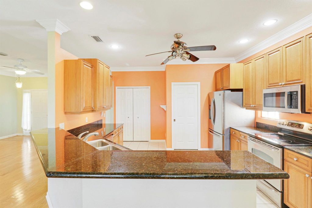 Photo of 595 NW Waverly Circle, Port Saint Lucie, FL 34983 (MLS # R11084026)