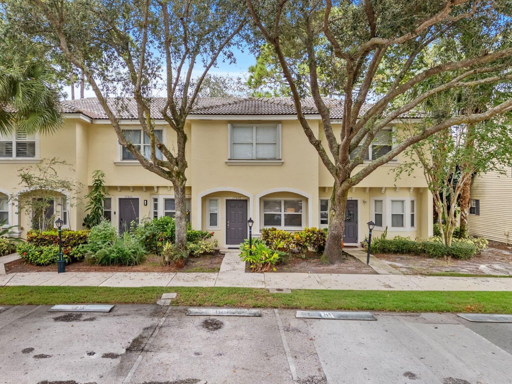 Photo of 13468 Old Englishtown Road, Wellington, FL 33414 (MLS # B26069191)