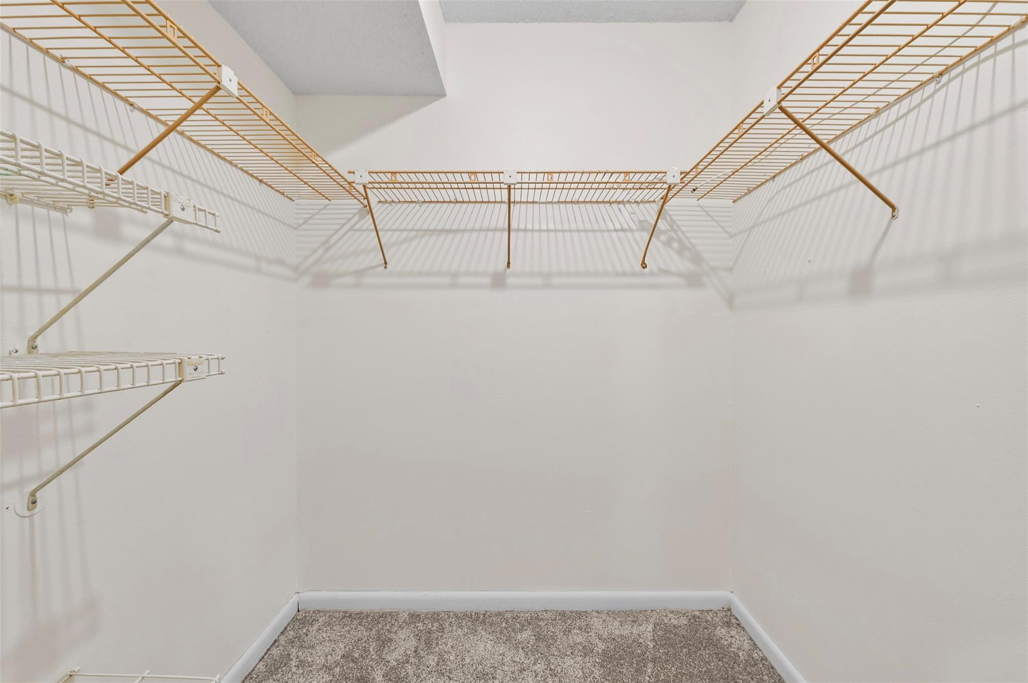 Rokest Condominium - Residential