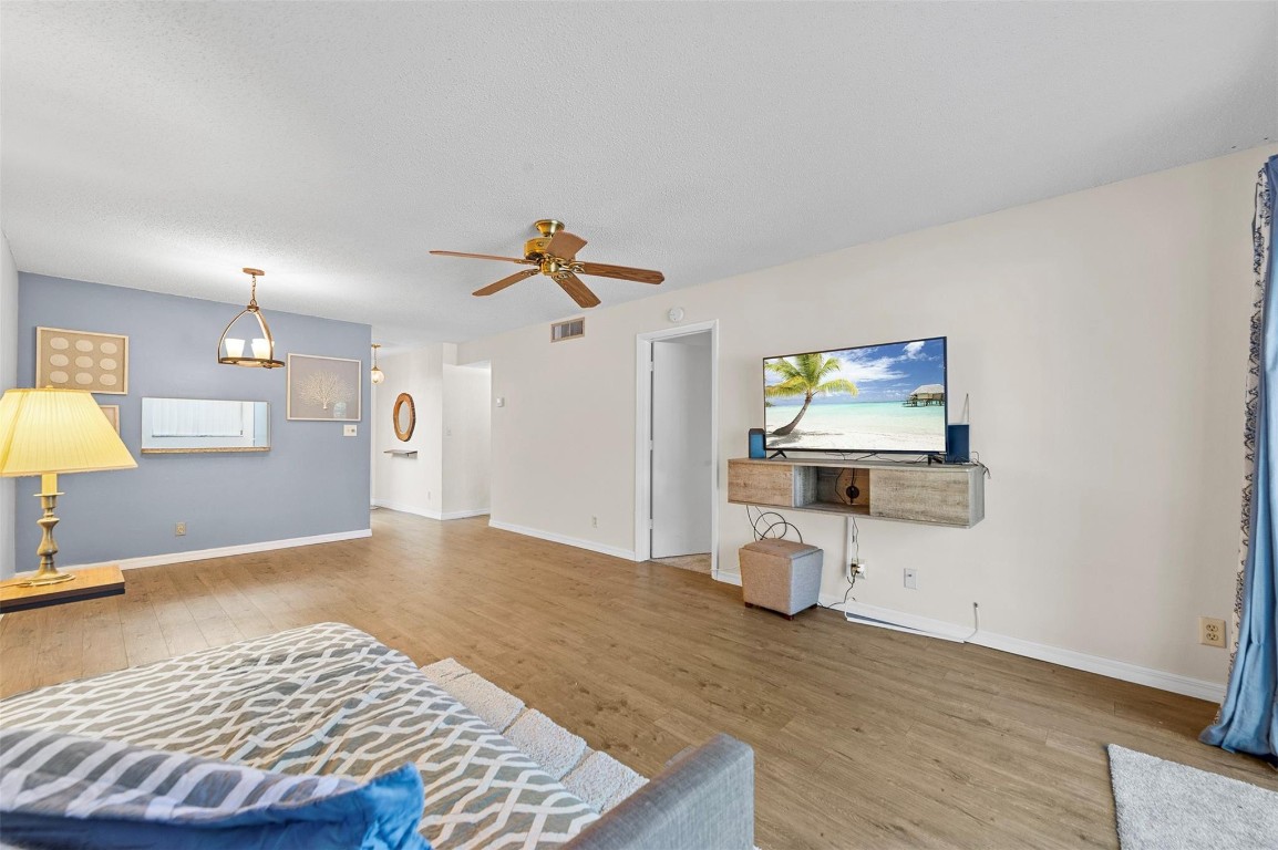 Rokest Condominium - Residential