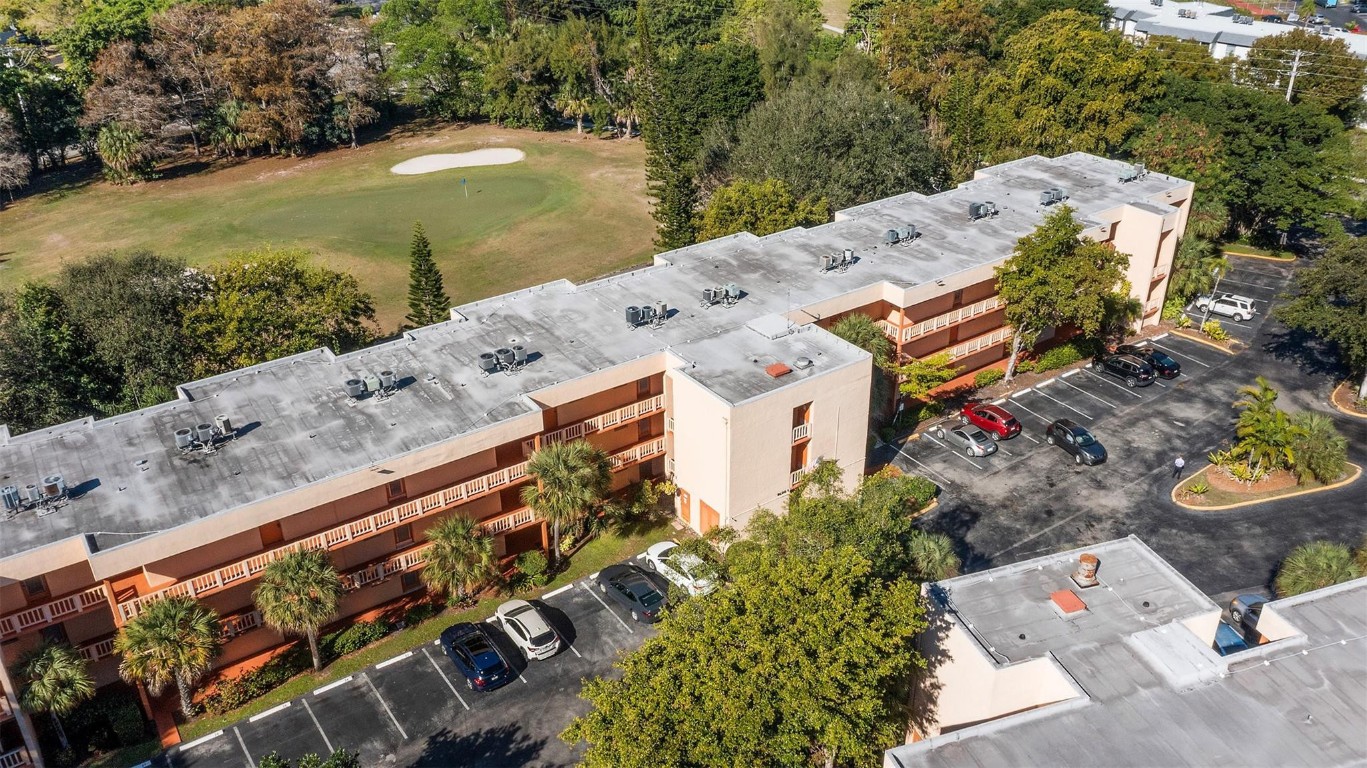 Rokest Condominium - Residential