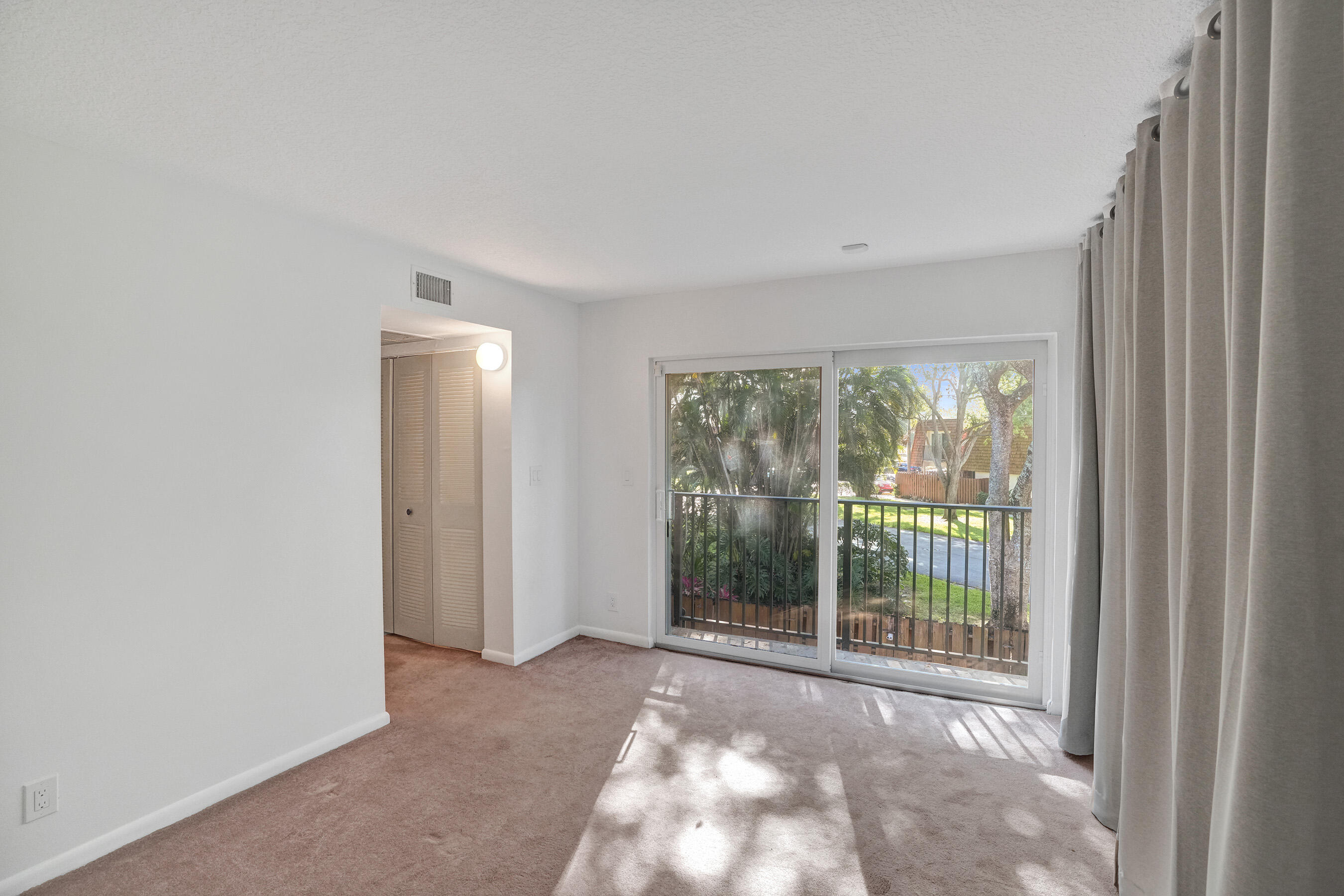 TRACT M-2 PLAT - Residential