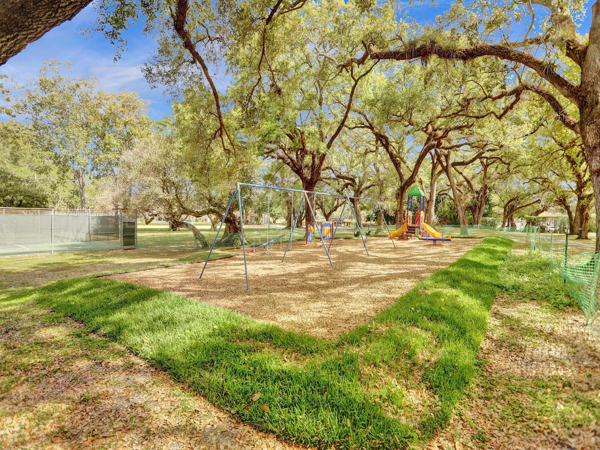 TRACT M-2 PLAT - Residential