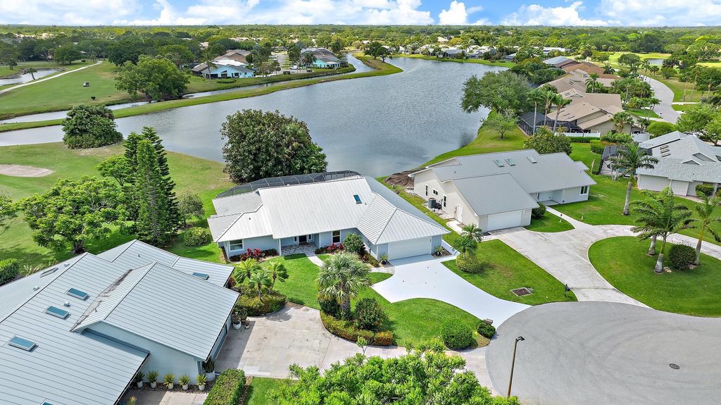 Photo of 7160 SE Bunker Hill Court, Hobe Sound, FL 33455 (MLS # R11079547)