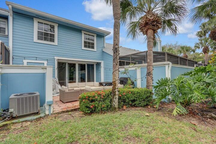 VILLAS OF OCEAN DUNES - Residential