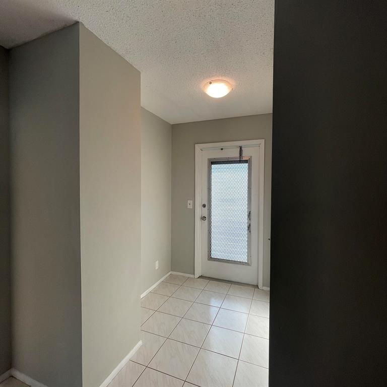 FAIRWAYS ROYALE CONDO - Residential Lease