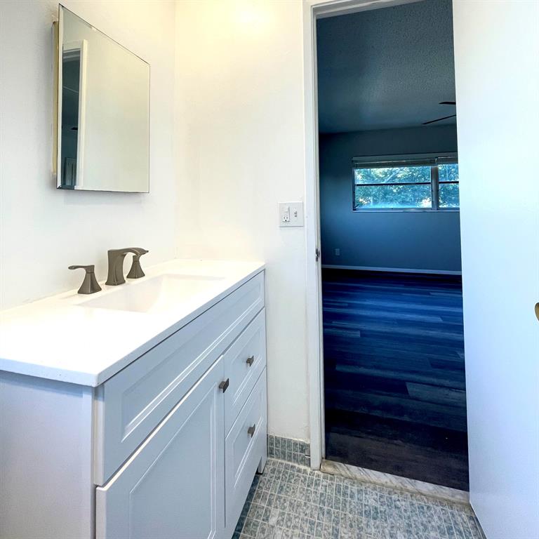 FAIRWAYS ROYALE CONDO - Residential Lease