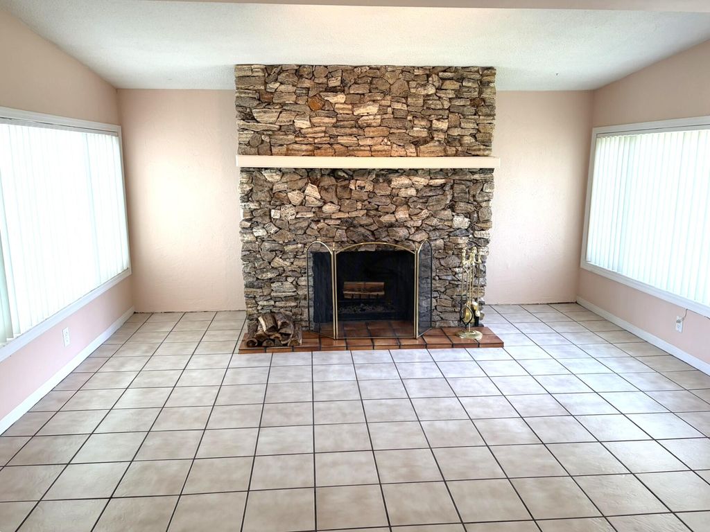 Photo of 8881 NW 11th Street, Pembroke Pines, FL 33024 (MLS # B26014196)